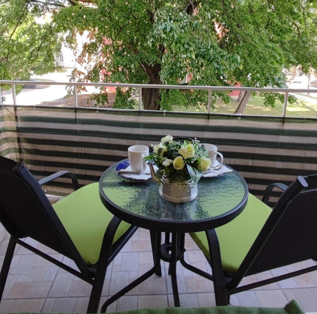 Fehérvár Cappuccino apartman City center, AC, Easy Parking