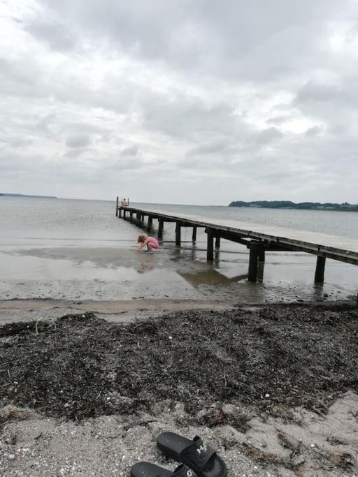 Strandlejlighed med havudsigt