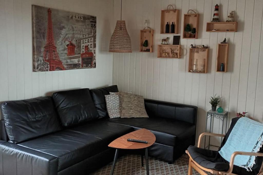 Strandlejlighed med havudsigt