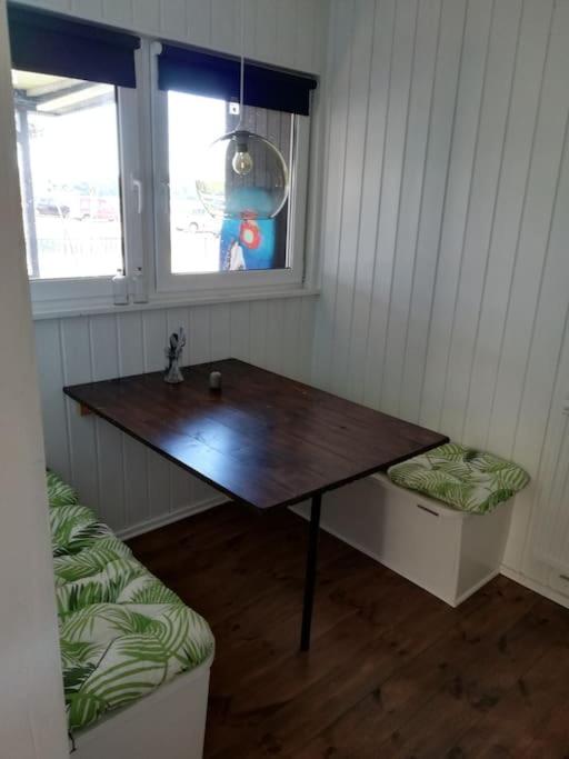 Strandlejlighed med havudsigt