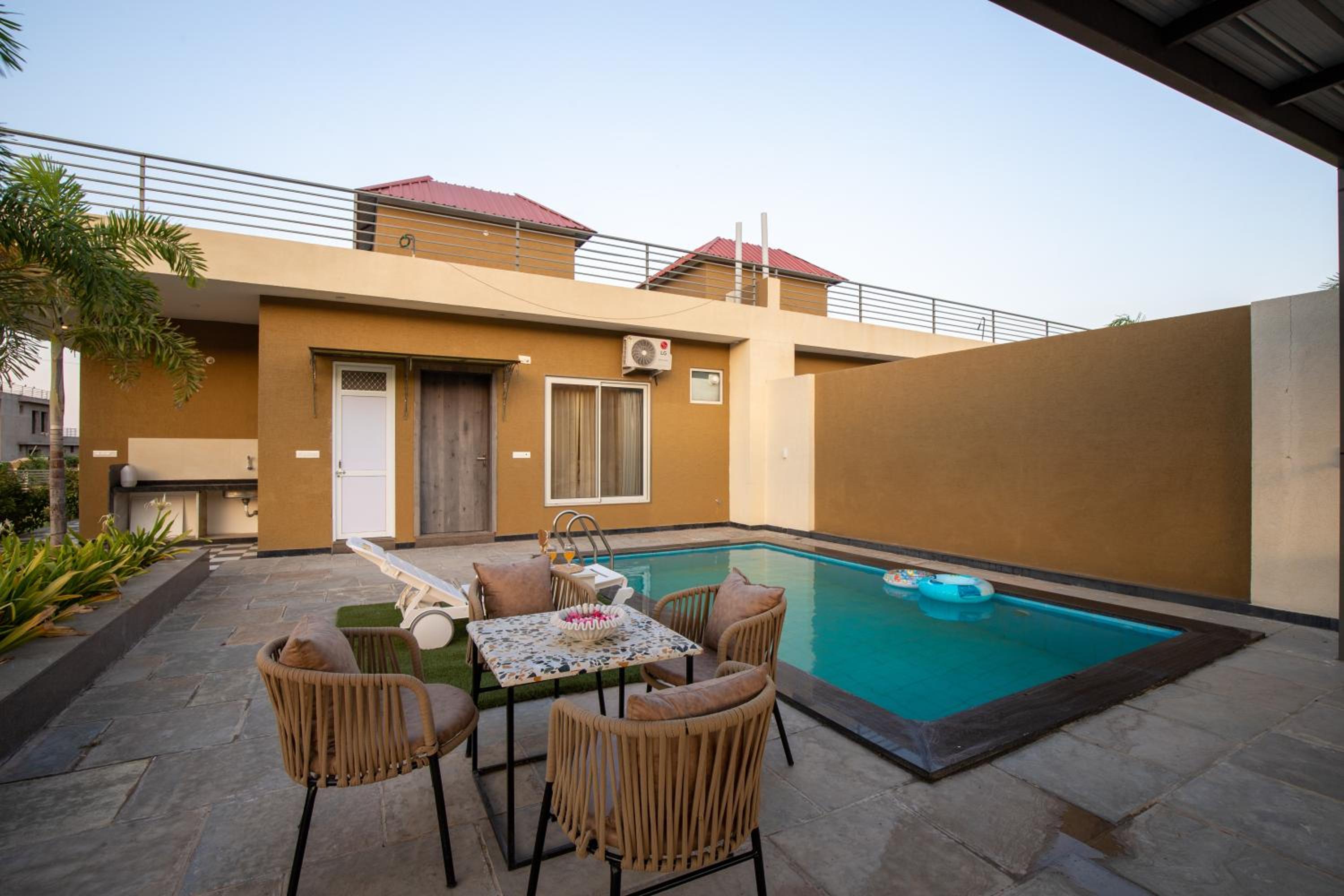 ELIVAAS 2 BHK Pet Friendly Villa with Pvt Pool - Heaven in Hill view 2