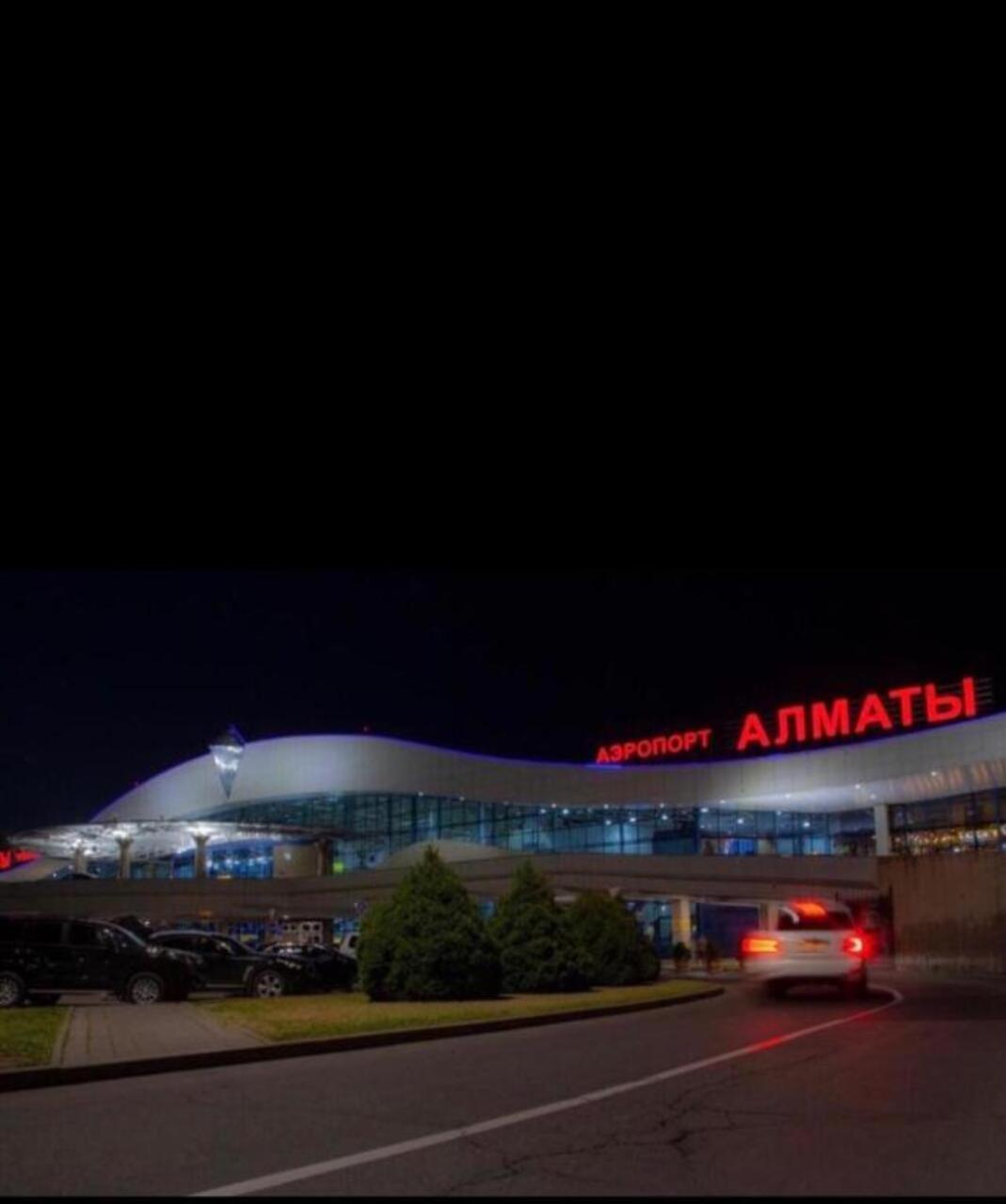 Apartment on Akhmetova 10