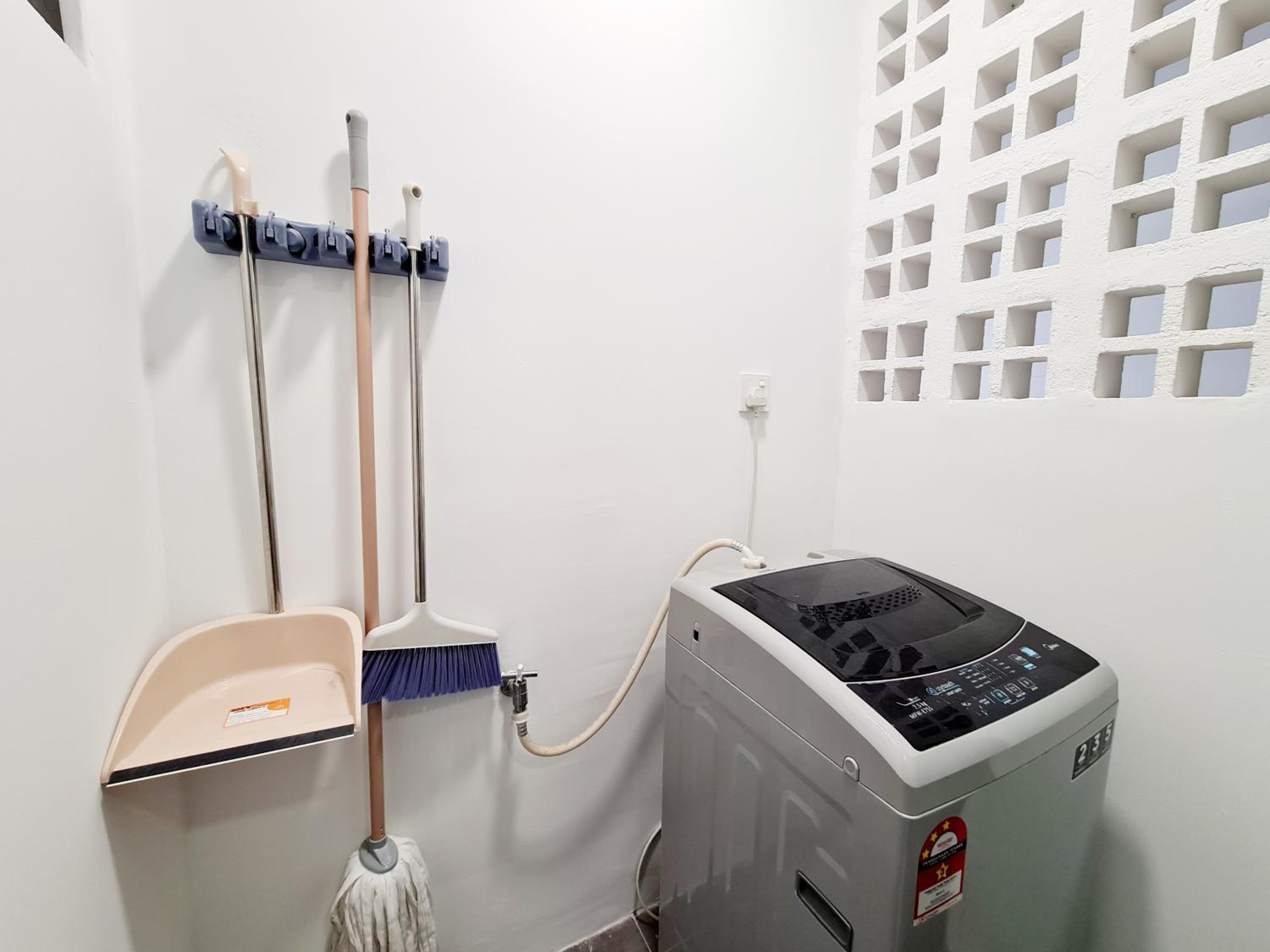 5 Guest VIM3, ISP School, Desa Parkcity, One Utama, Bandar Menjalara, Kepong, Sri Damansara, Mutiara Damansara, Damansara Perdana, Kota Damansara, Kuala Lu