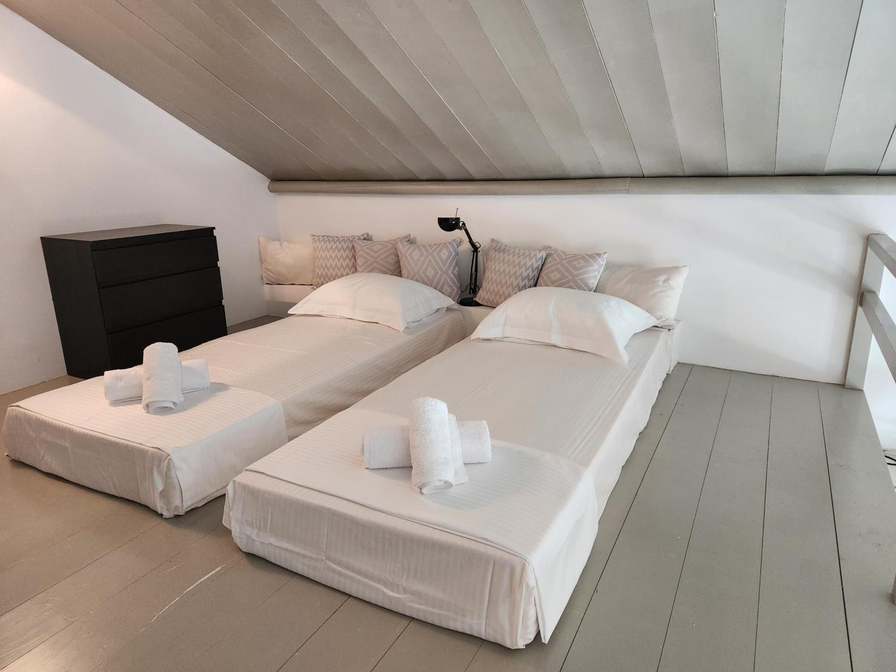 Domus Arch Residences