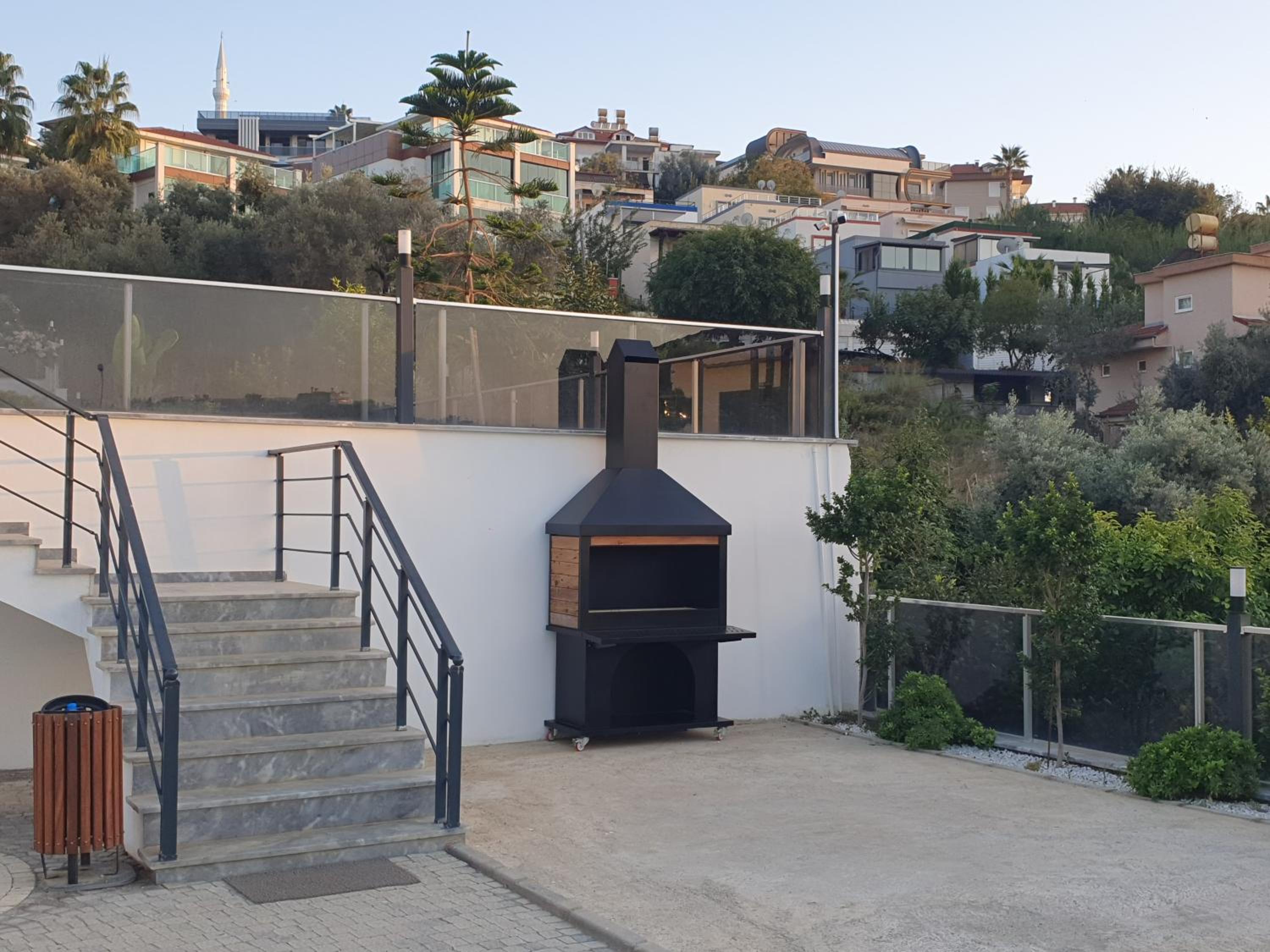 Dreamy luxury duplex villa with a special view and 300 meters of private garden