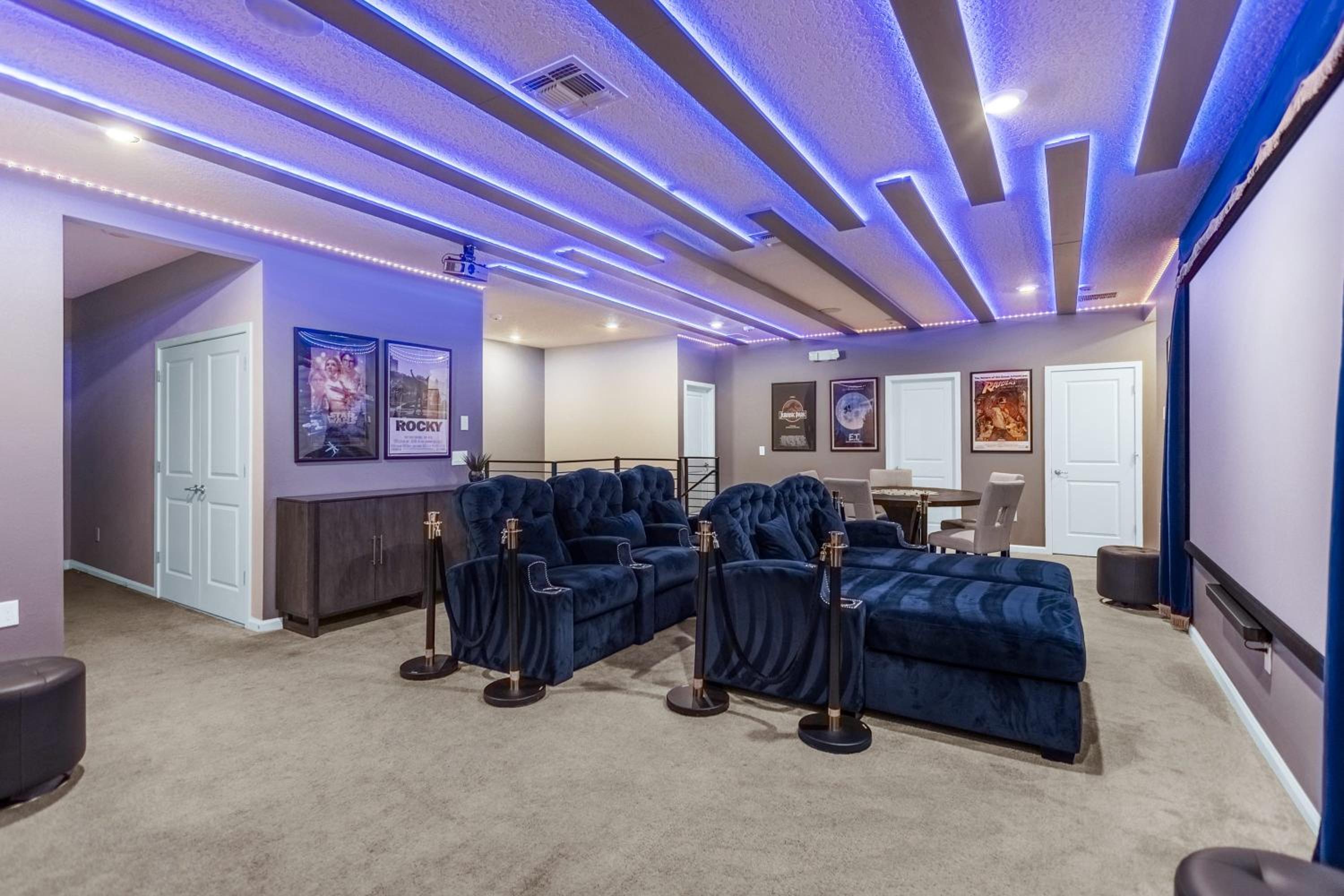 Upstay - 32 Guest Home - Pool, Hot Tub and Games view 4