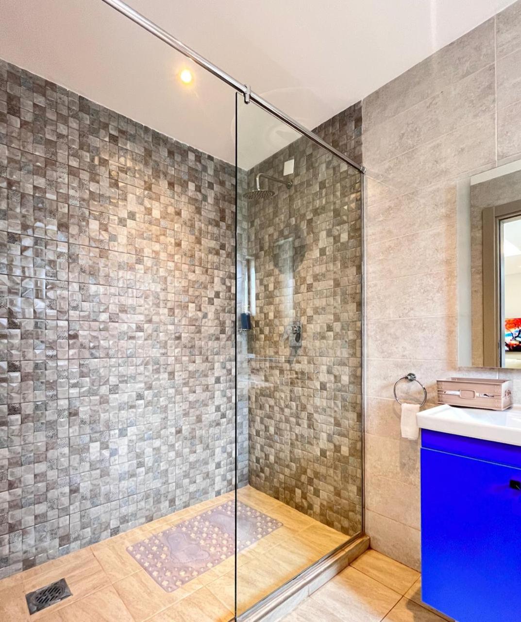 C&H Elite apartments Westlands view 5
