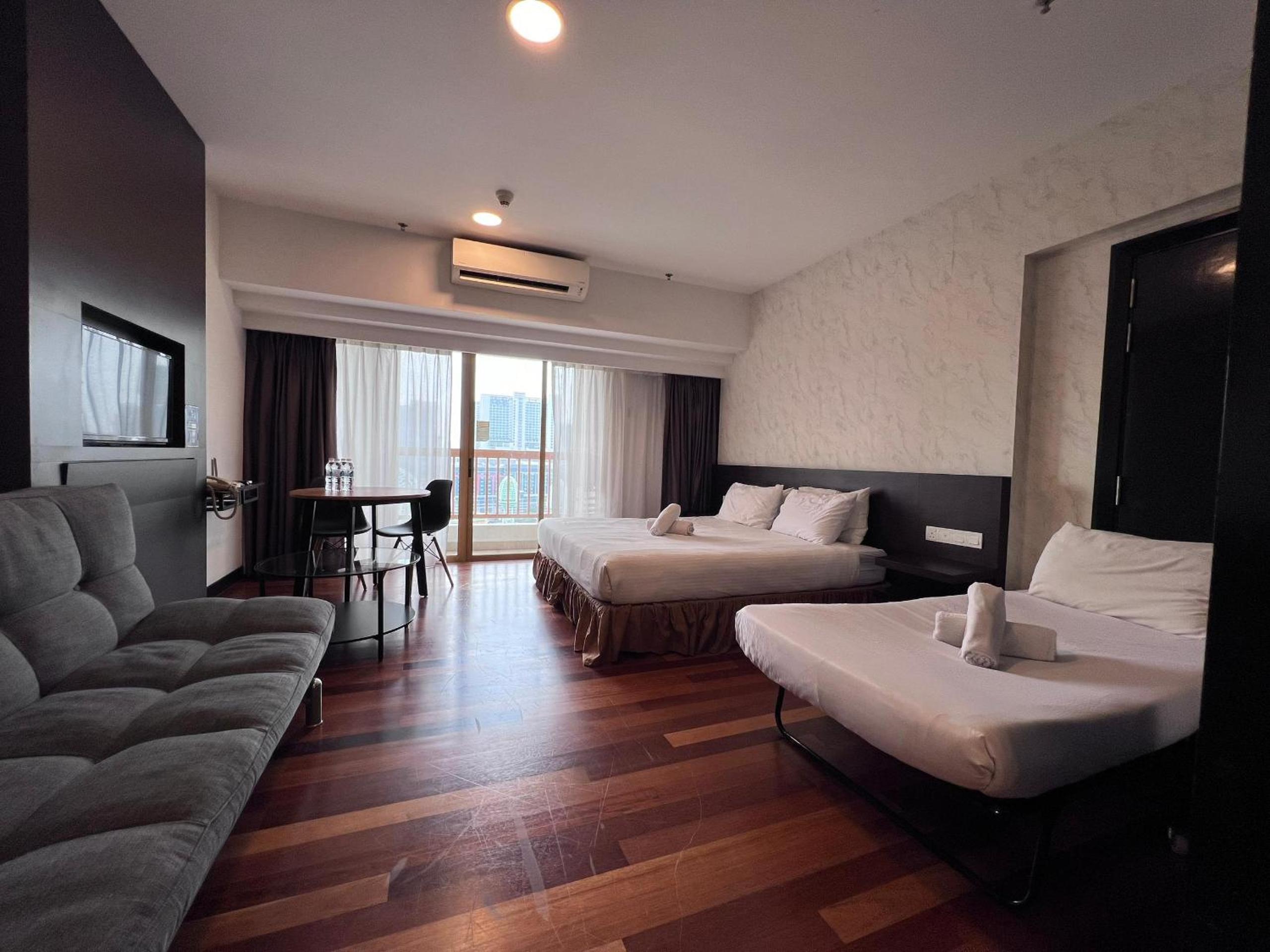 LAGOON VIEW VACATION STAY AT BANDAR SUNWAY photo 3