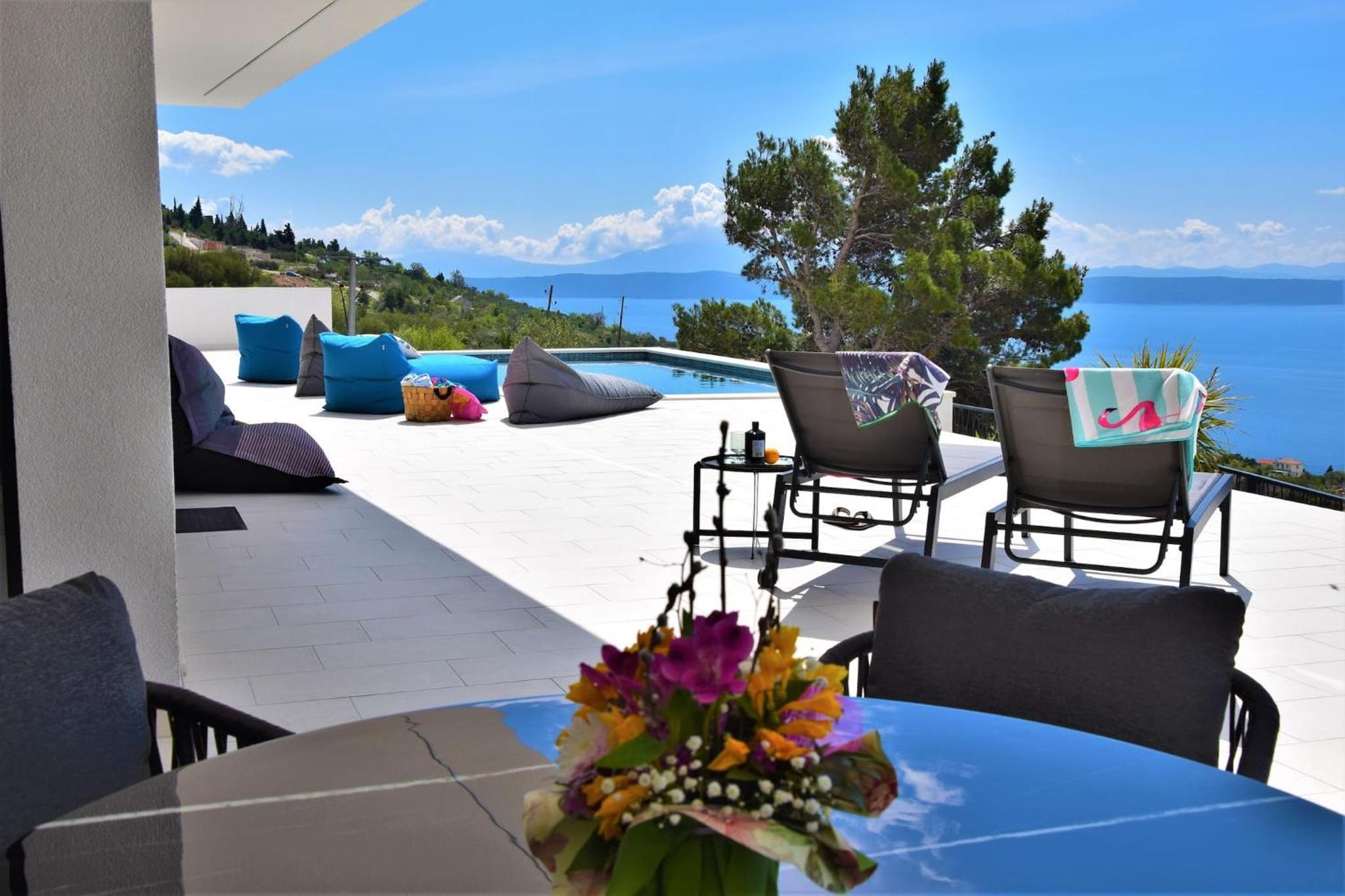 Design Villa SkyBlue mit Pool und Panorama Meerblick view 2