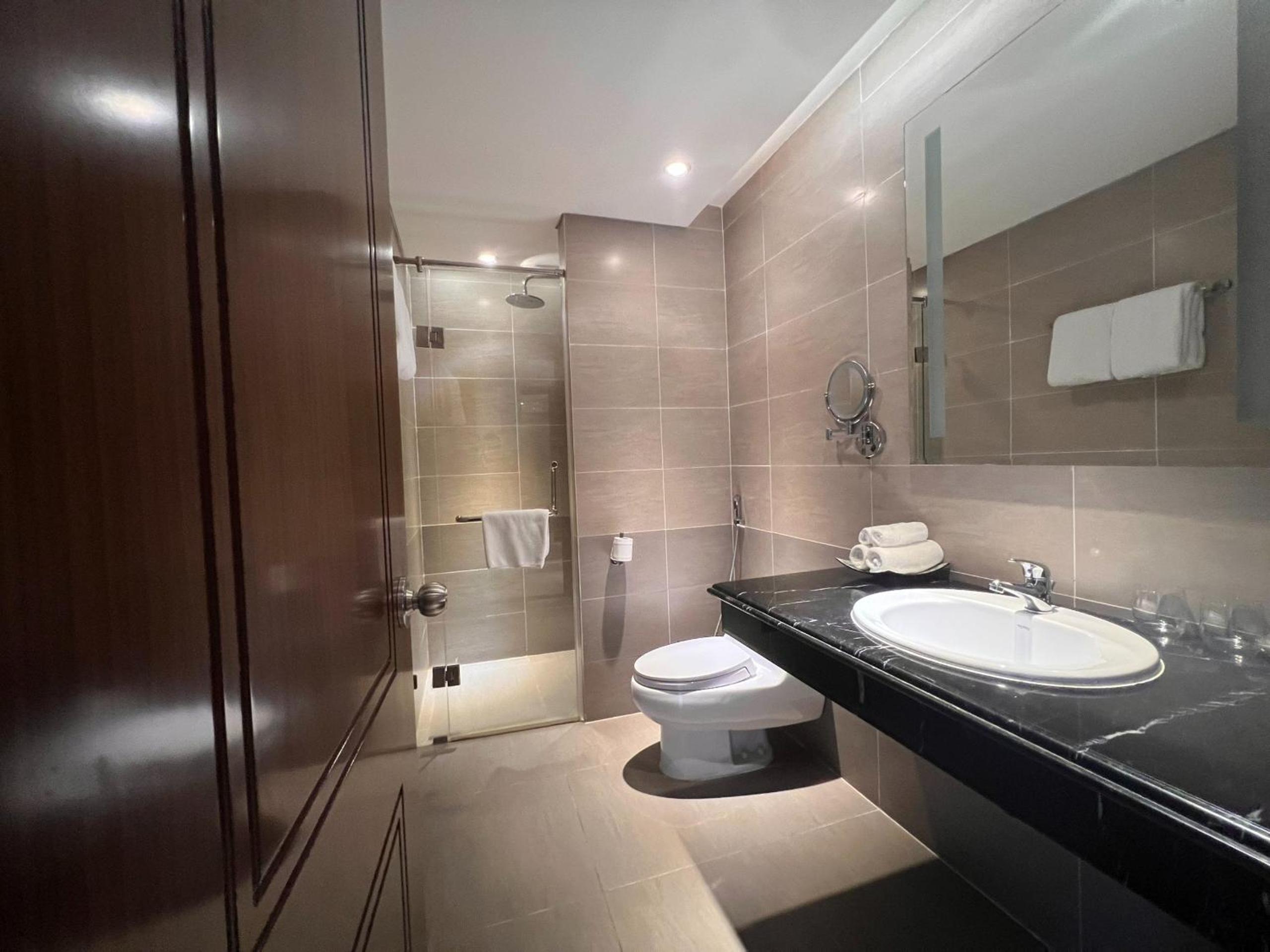 Luxury Apartment Ocean View Free Pool