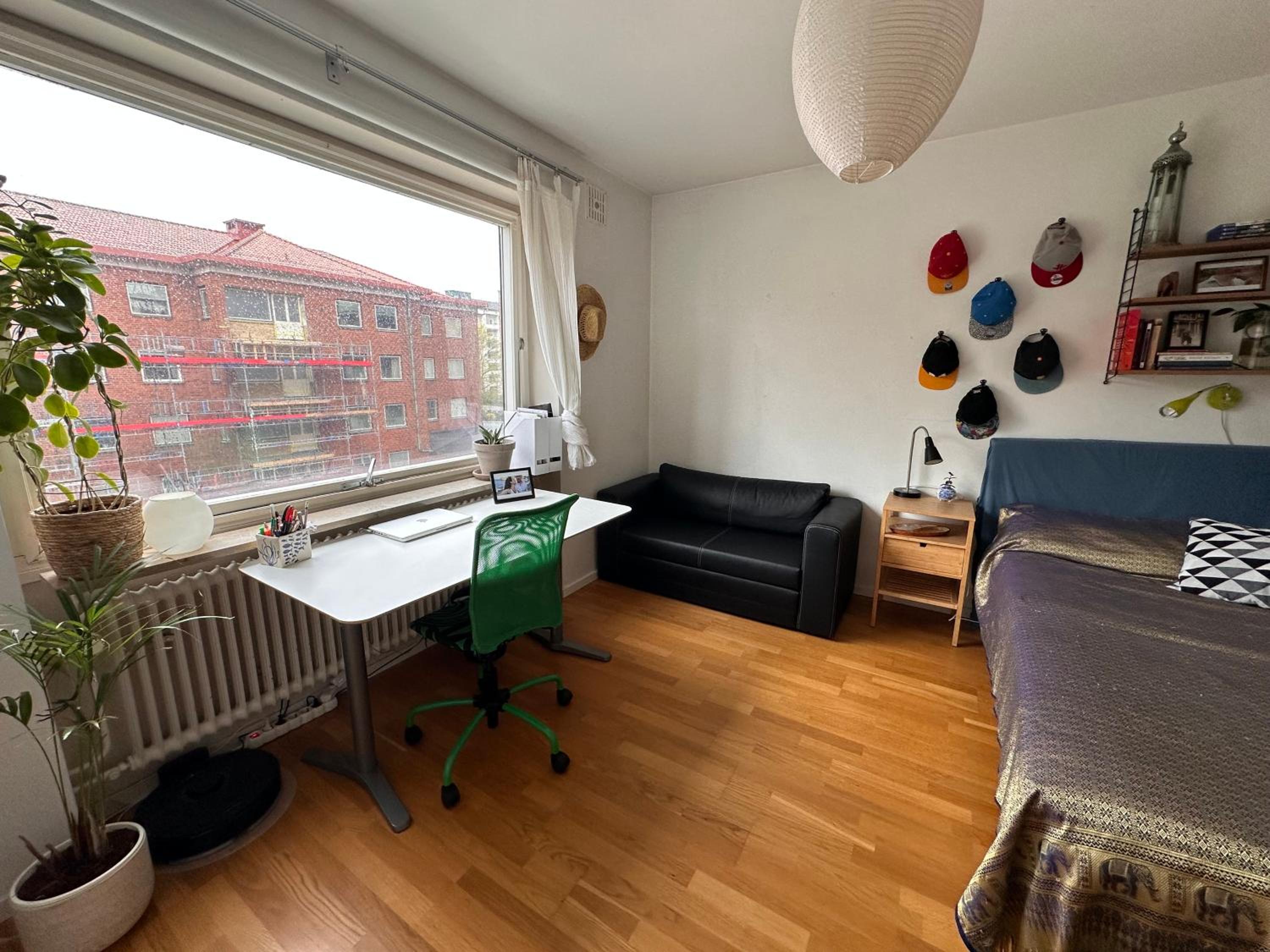 Spacious Apartment in central Malmö view 5