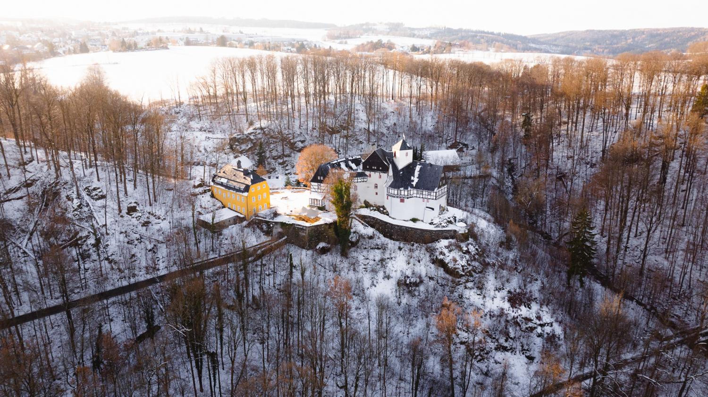 Kavaliershaus neben Schloss Rauenstein
