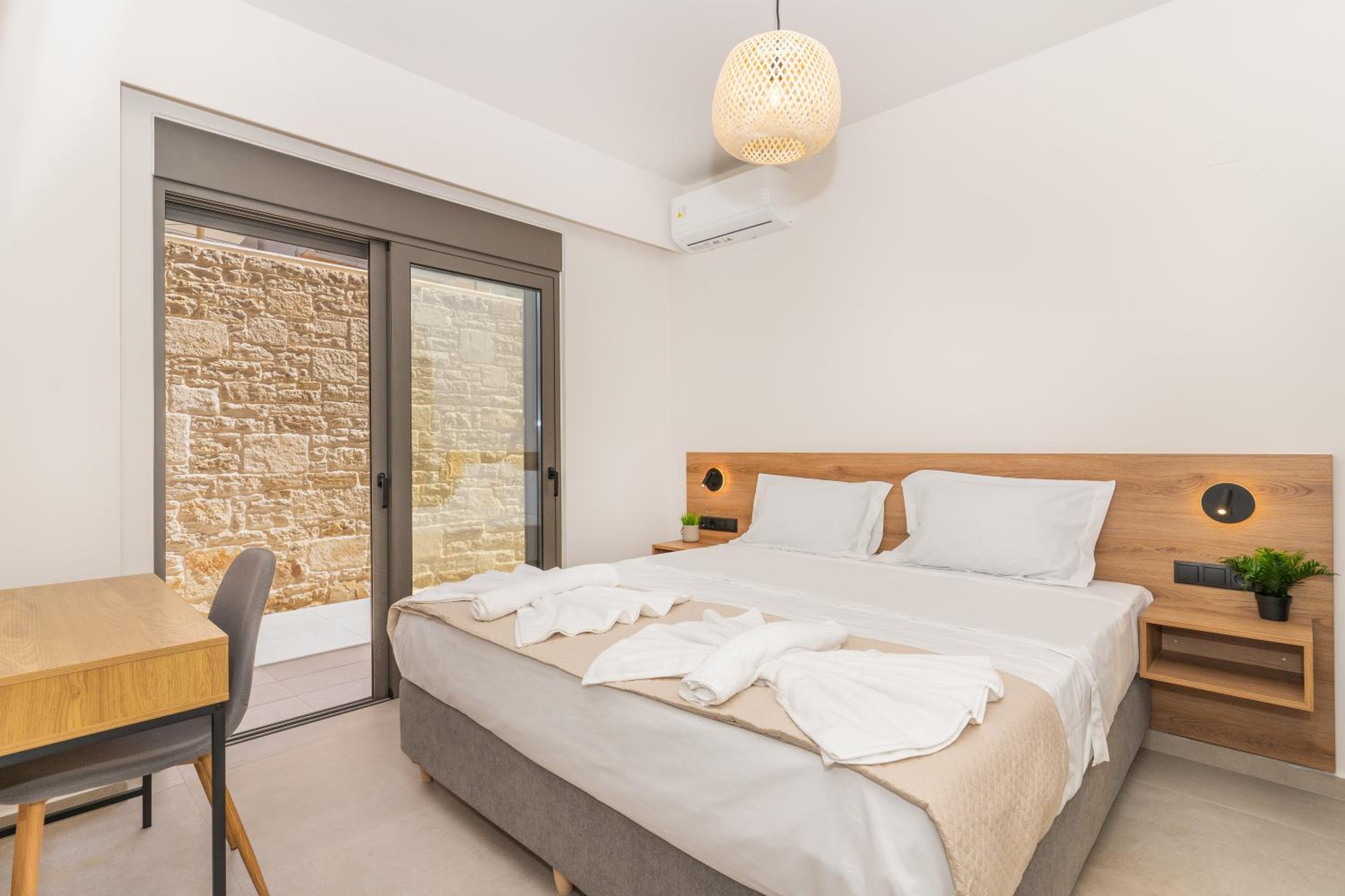 Dreta Suites