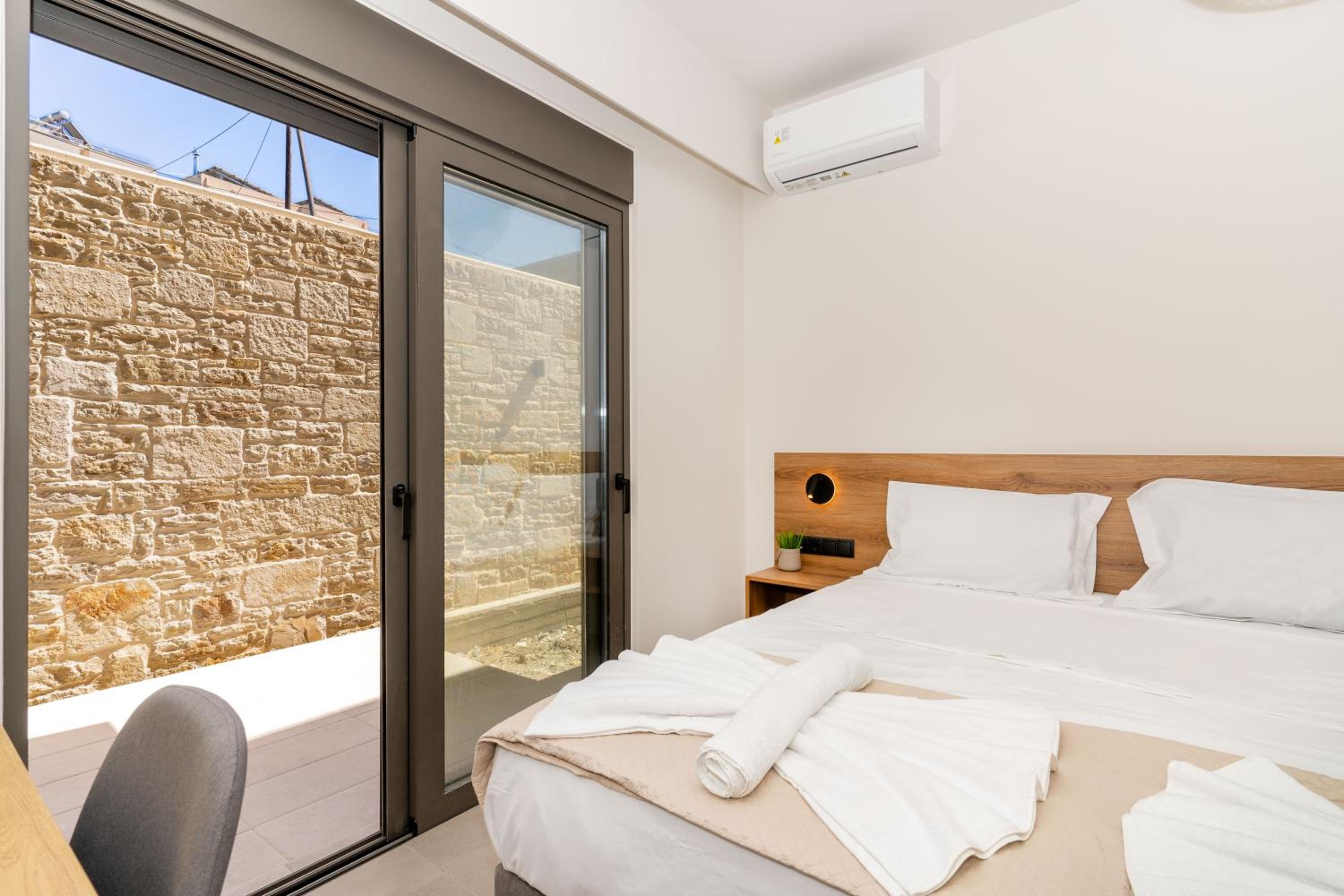 Dreta Suites