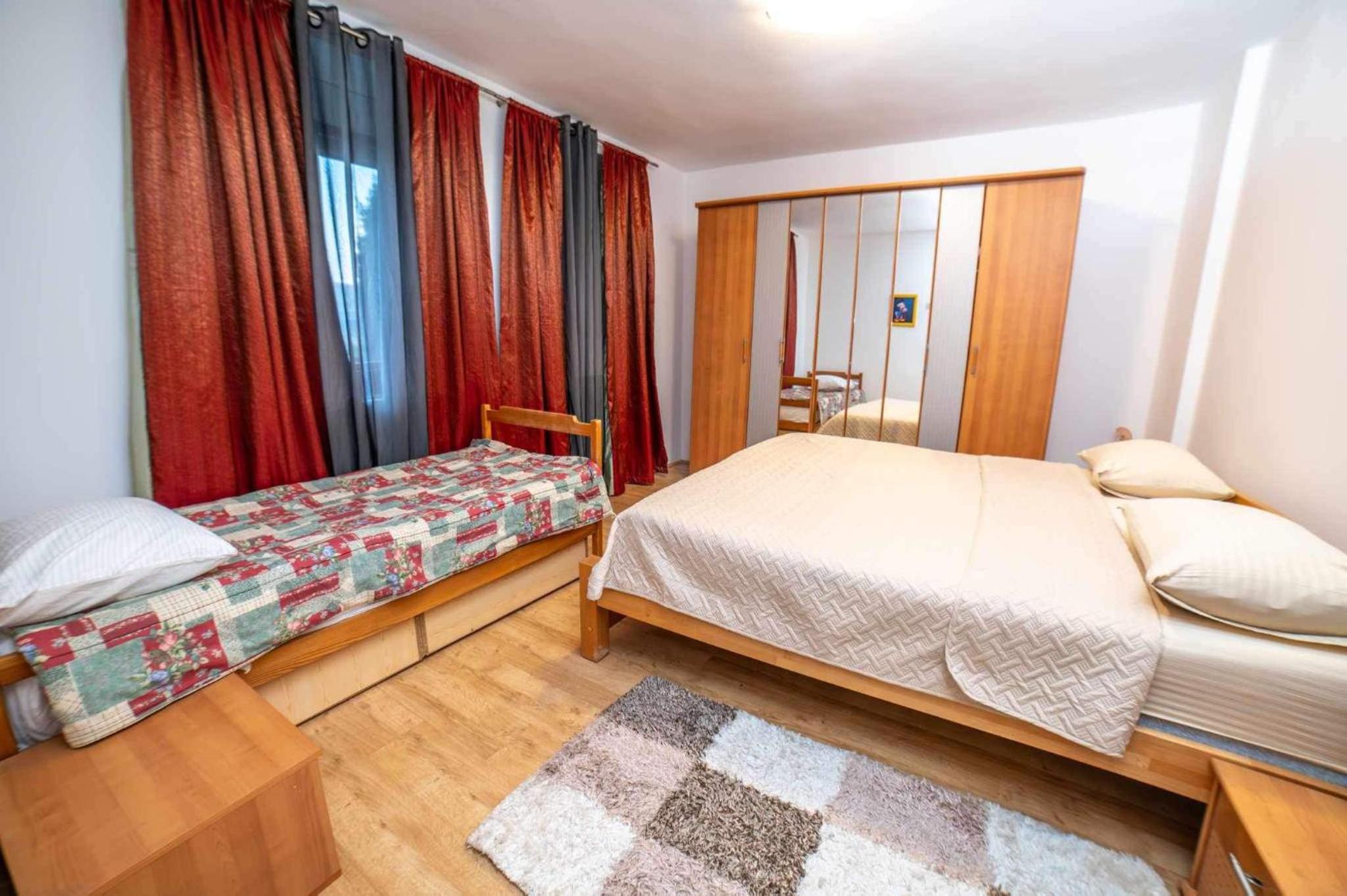Apartman GIF