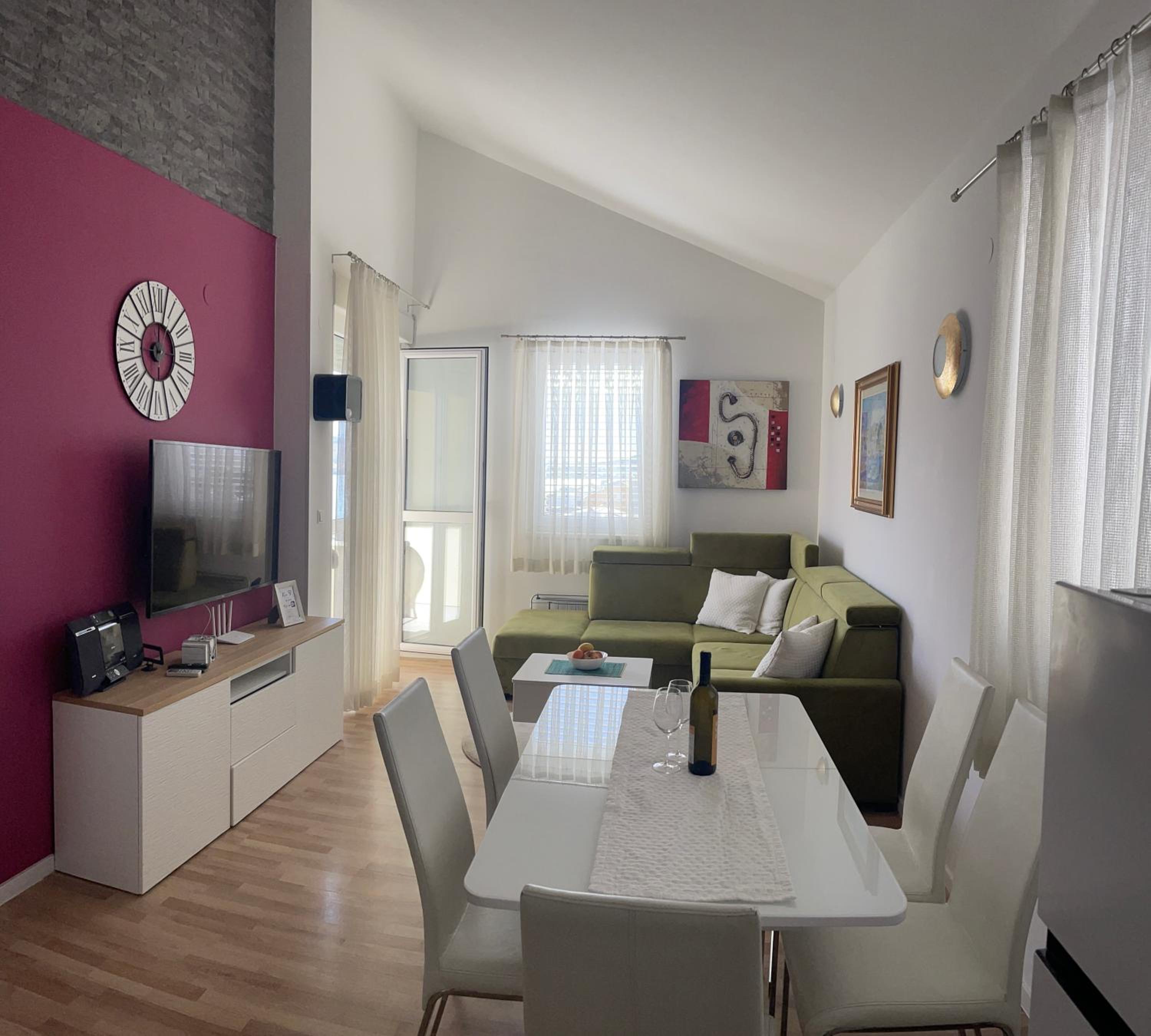 Apartmani Pag Luxury 4U view 2