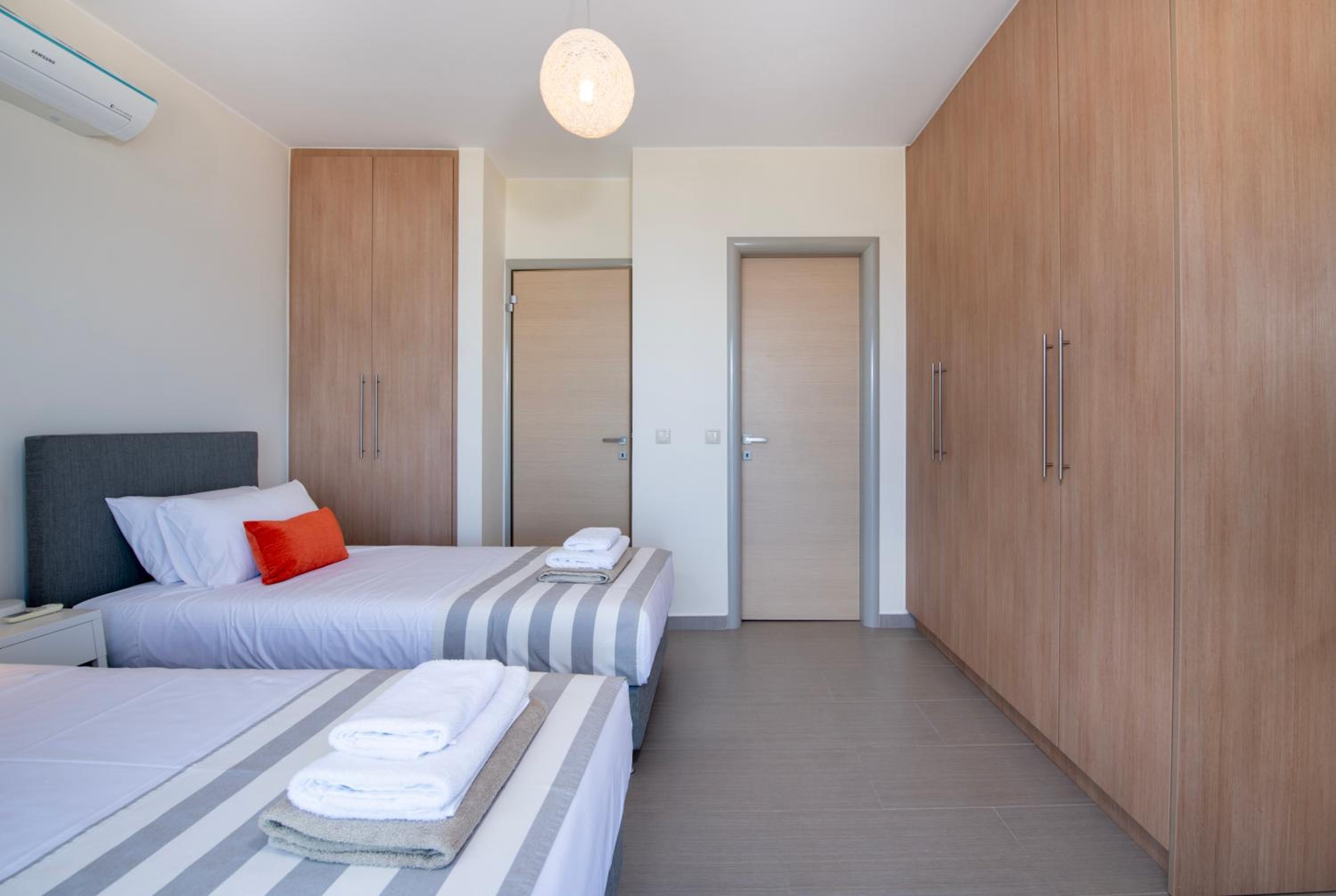 Ashlin seaside Luxury Apartment