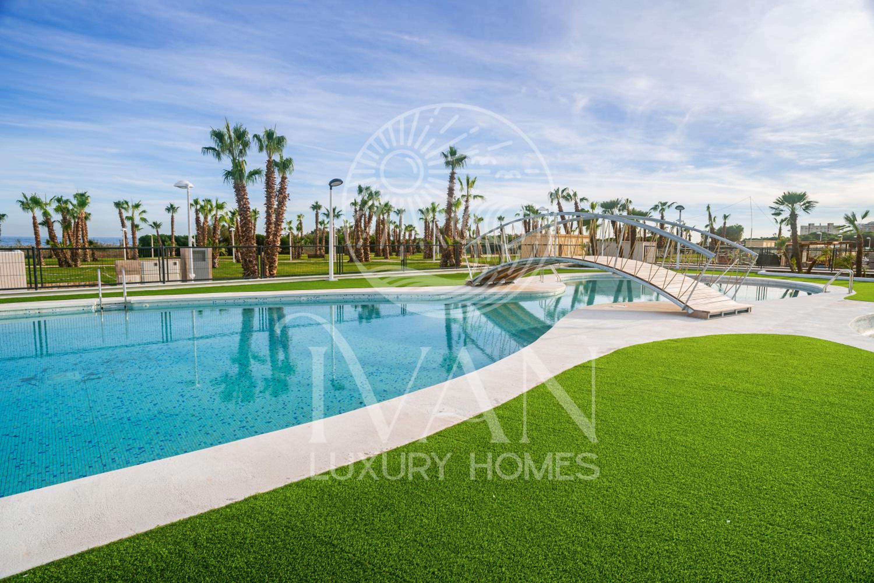Casa Mural Ivan Luxury Homes 6ªPlta Norte 1ªLinea view 2