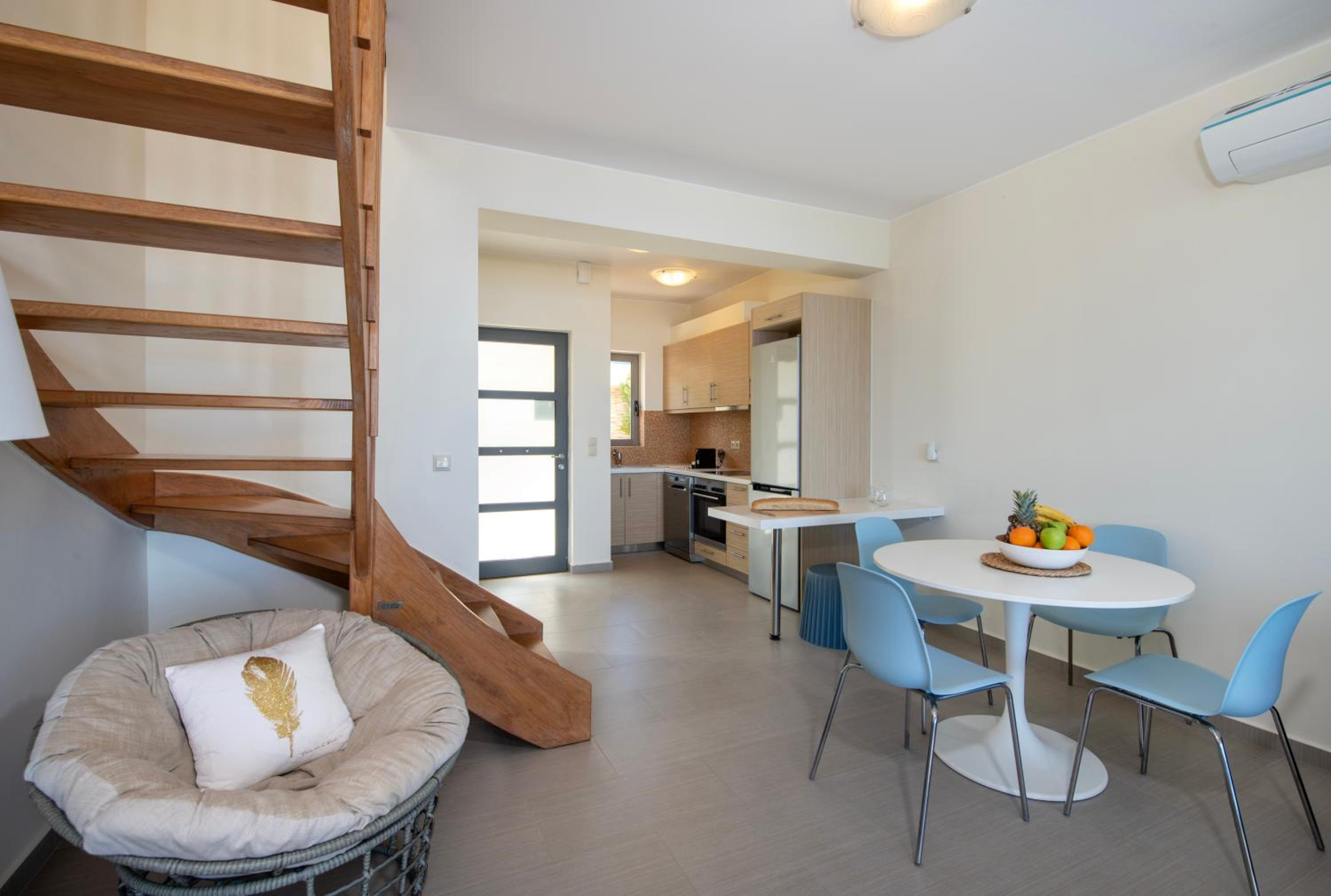 Ashlin seaside Luxury Apartment