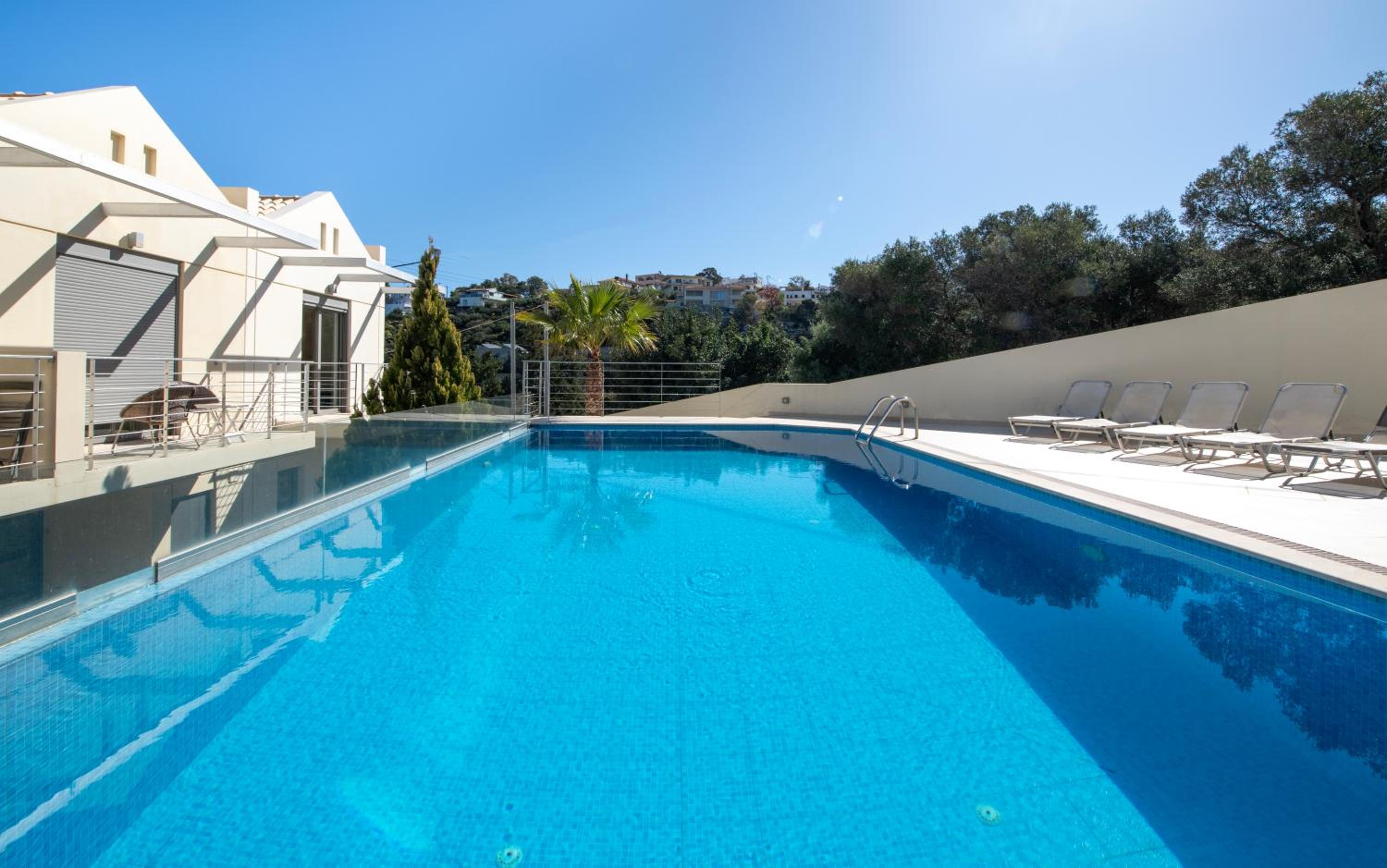Ashlin seaside Luxury Apartment