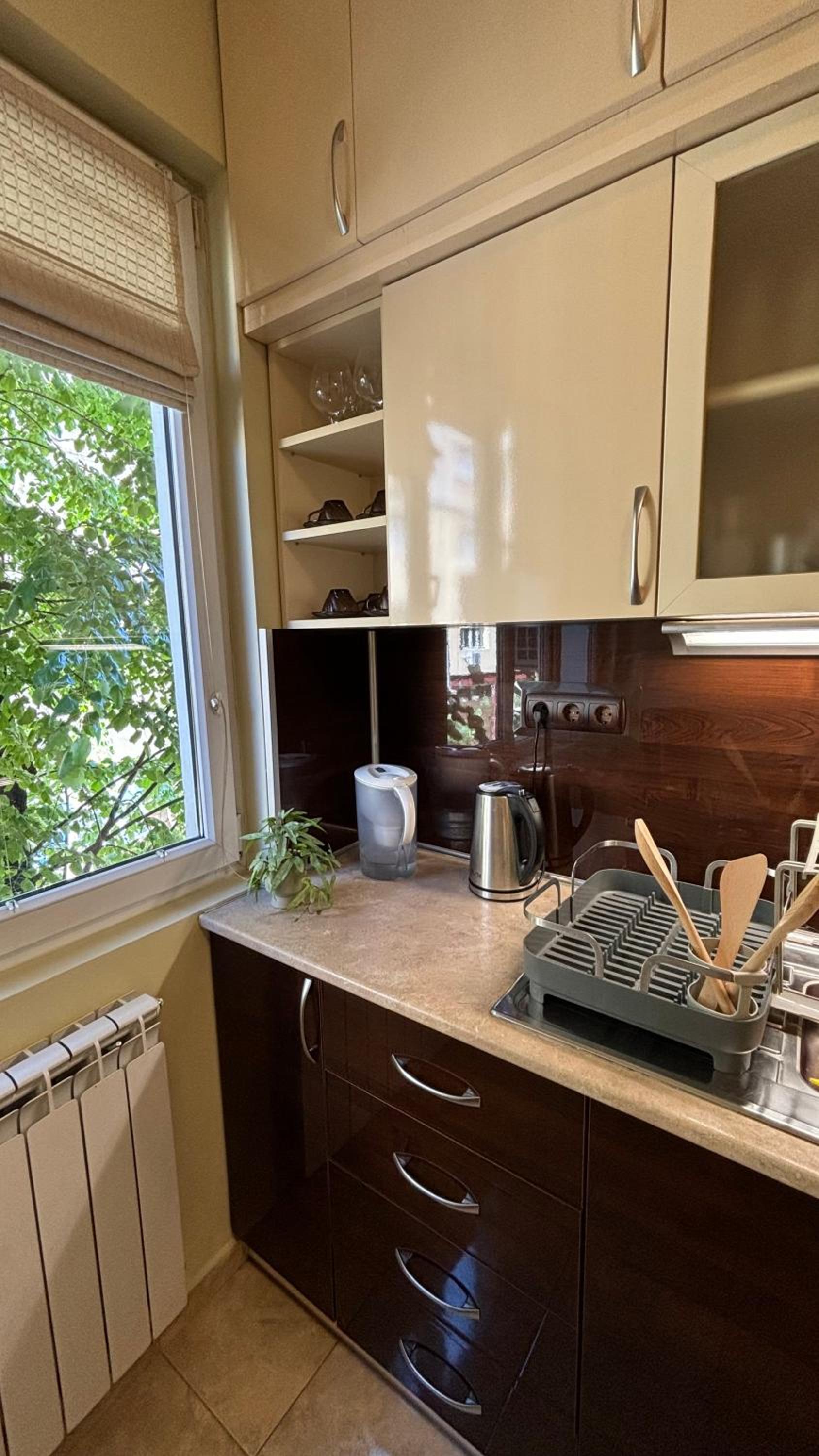 Quiet 2 bedrooms downtown apart