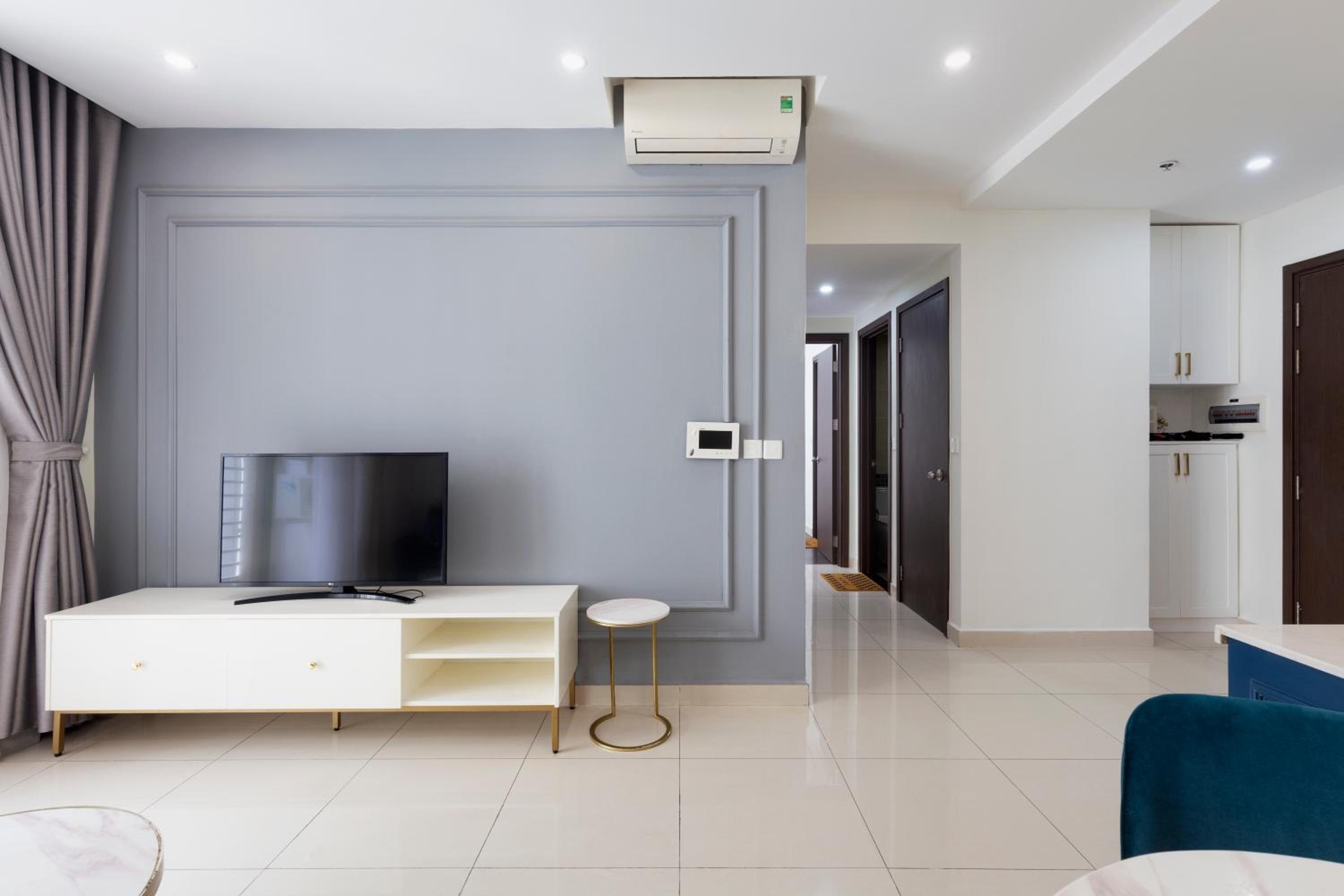 NU Saigon Apartment Service - center District 4