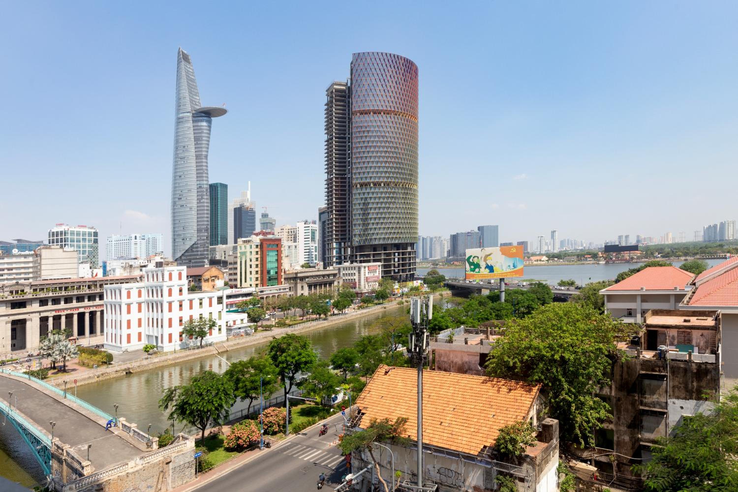 NU Saigon Apartment Service - center District 4