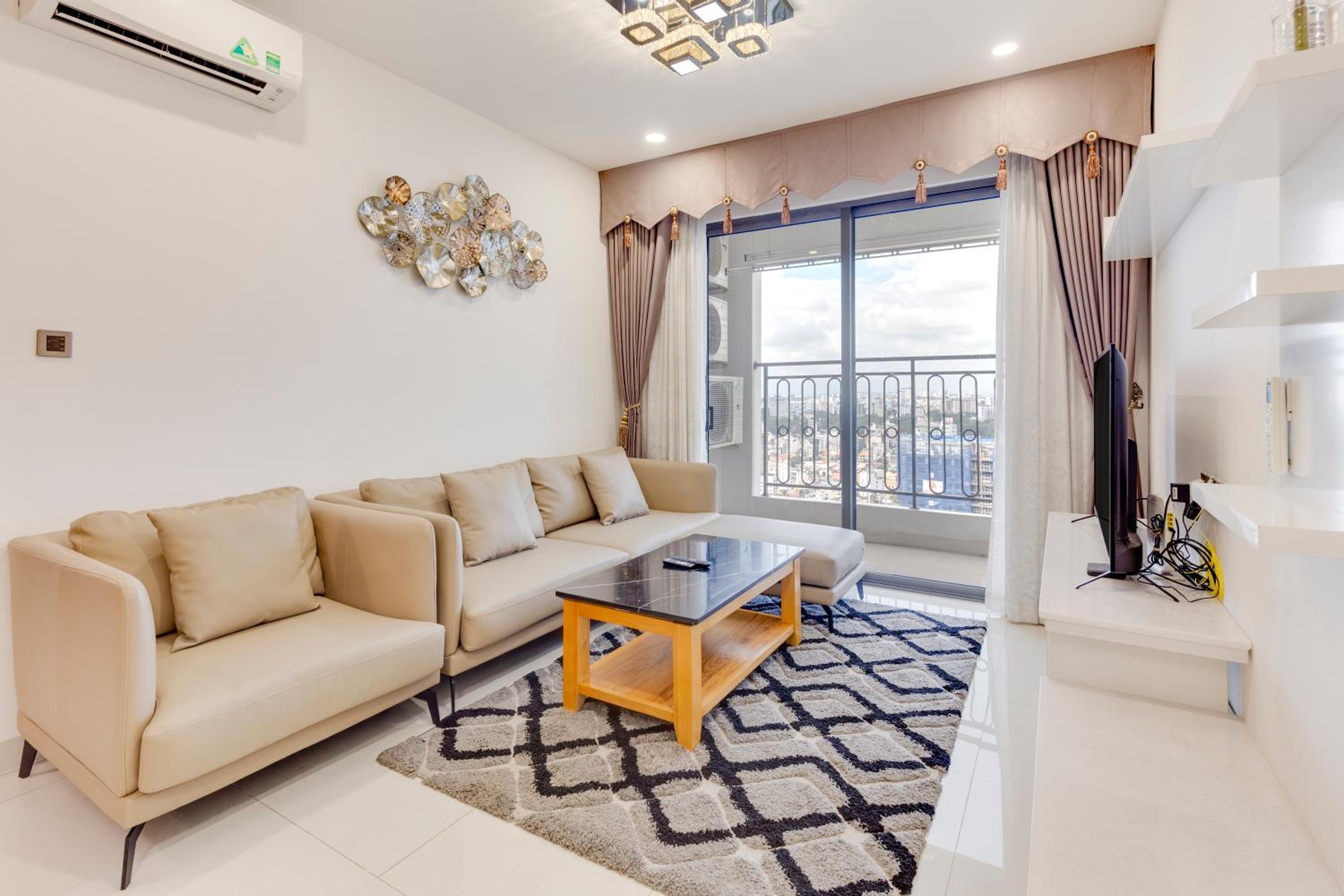 NU Saigon Apartment Service - center District 4
