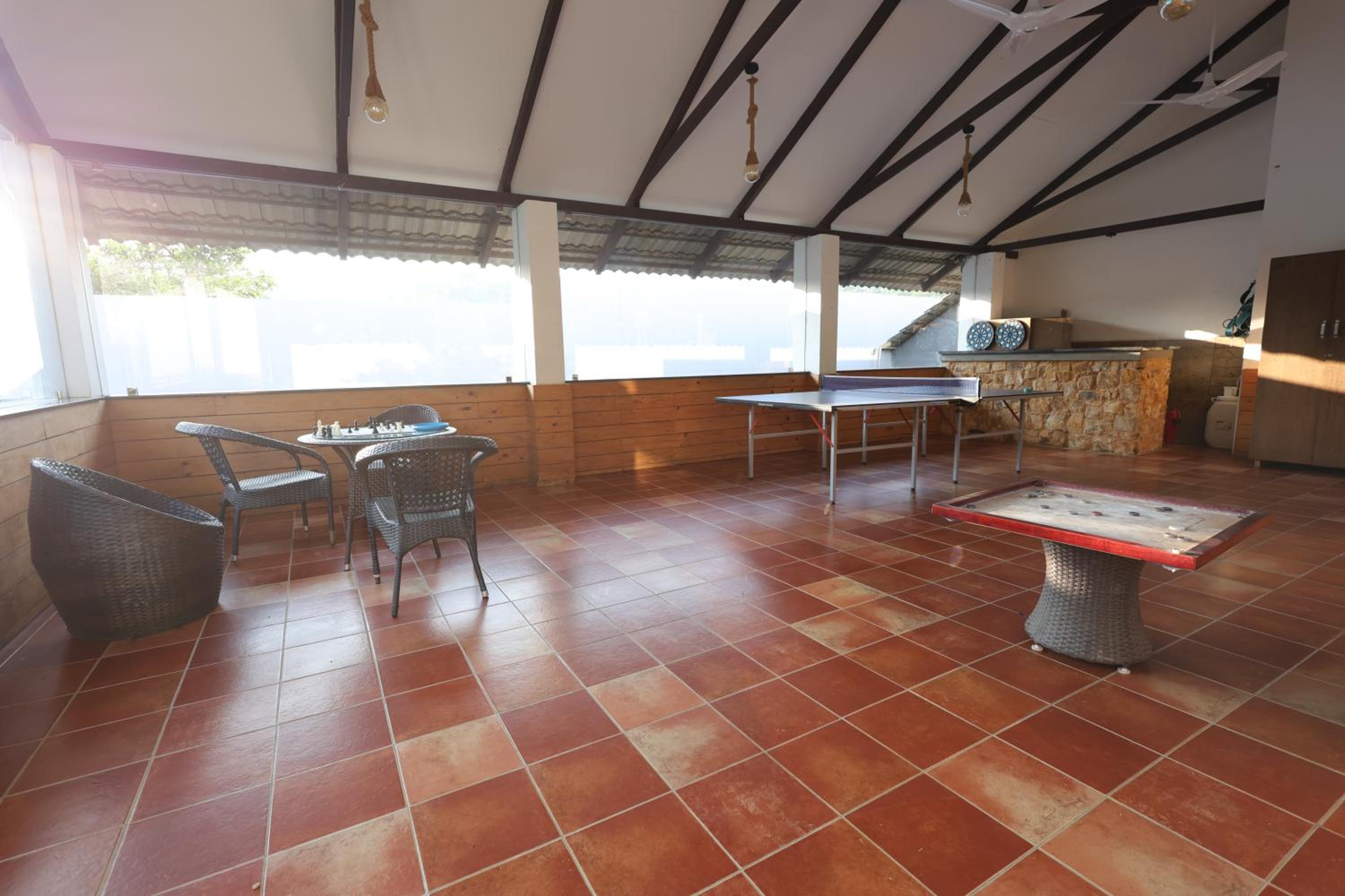 Queens Hotel -Yellow Lake Resorts &Spa -Yercaud
