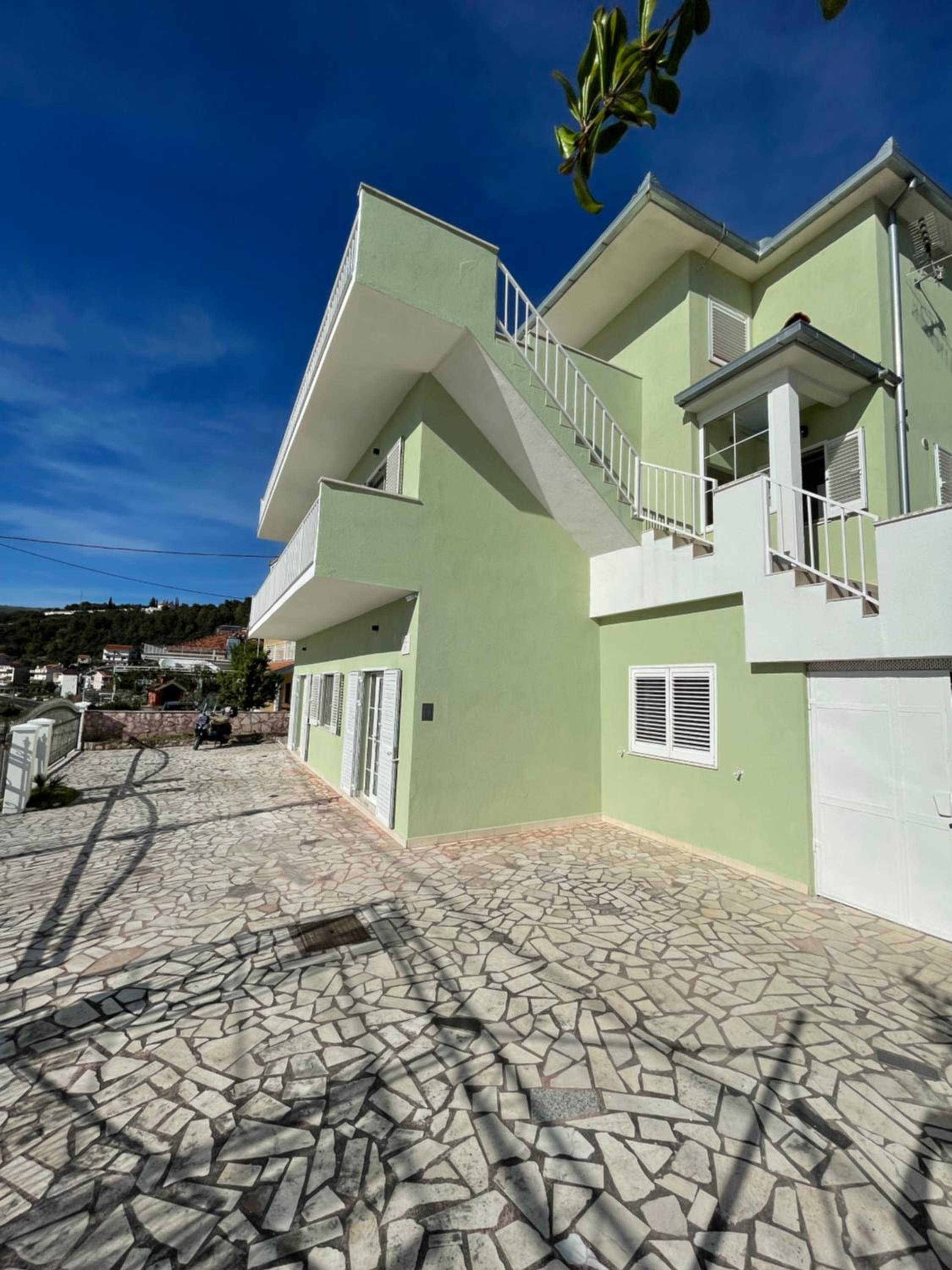 Seaview apartments