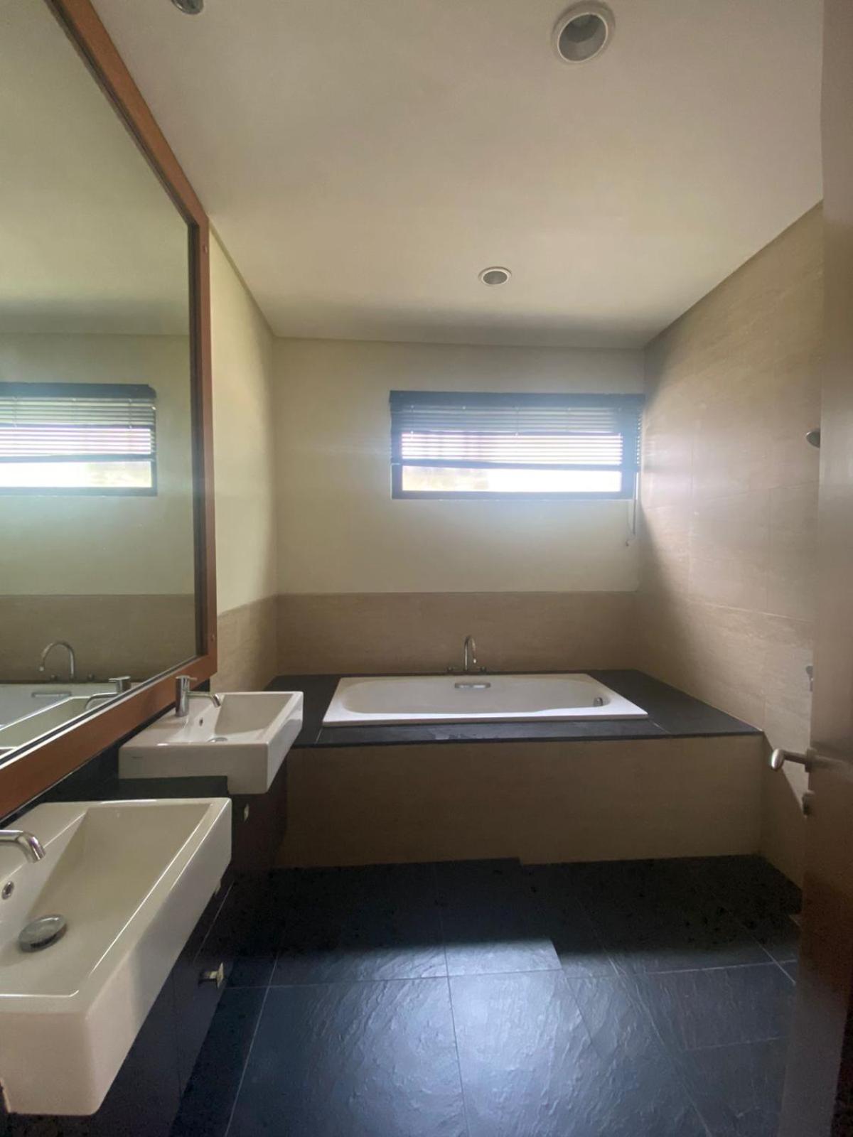 Private Villa 3+1BR in Vimala Hills view 2