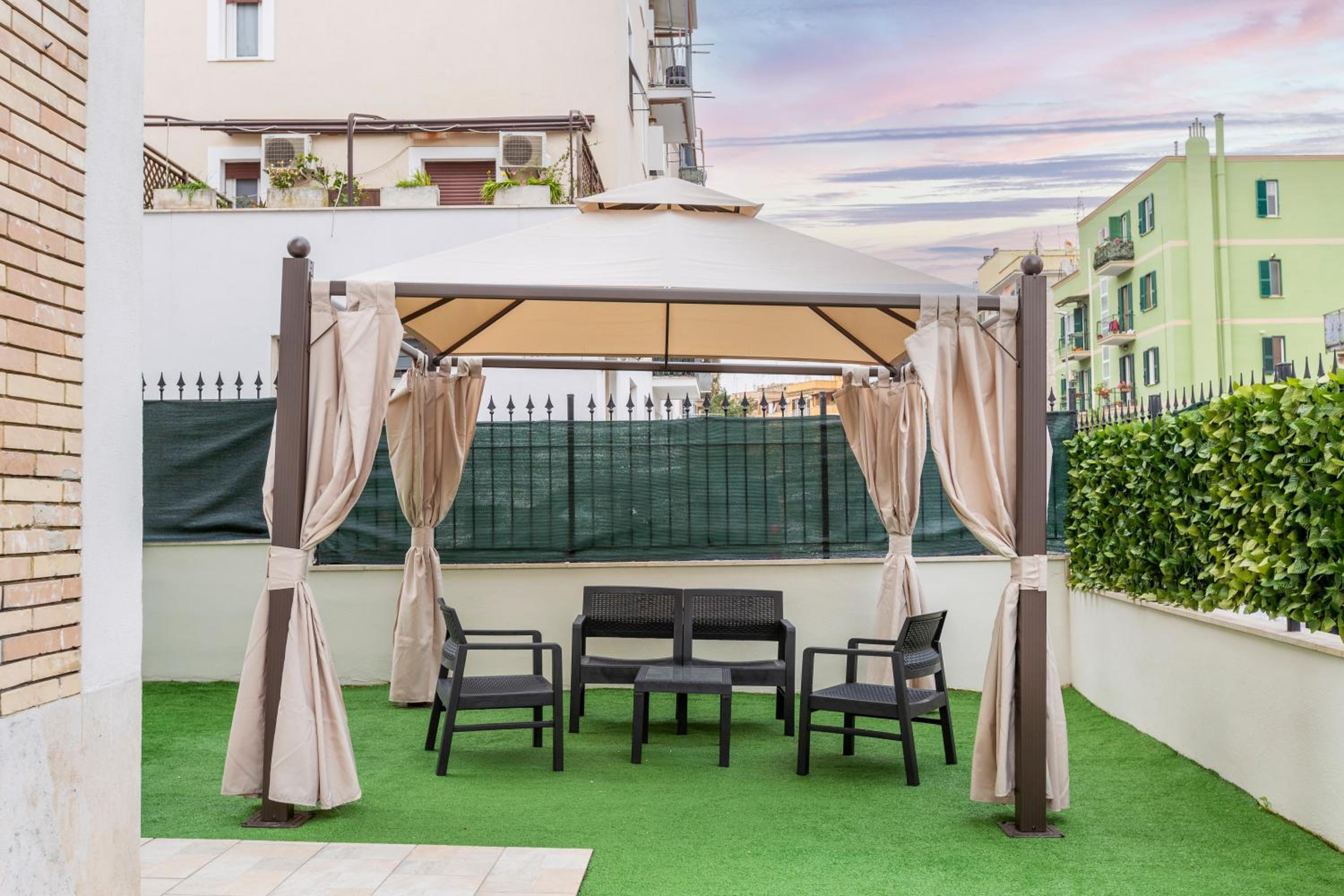 Luciano Secret Garden Apartment