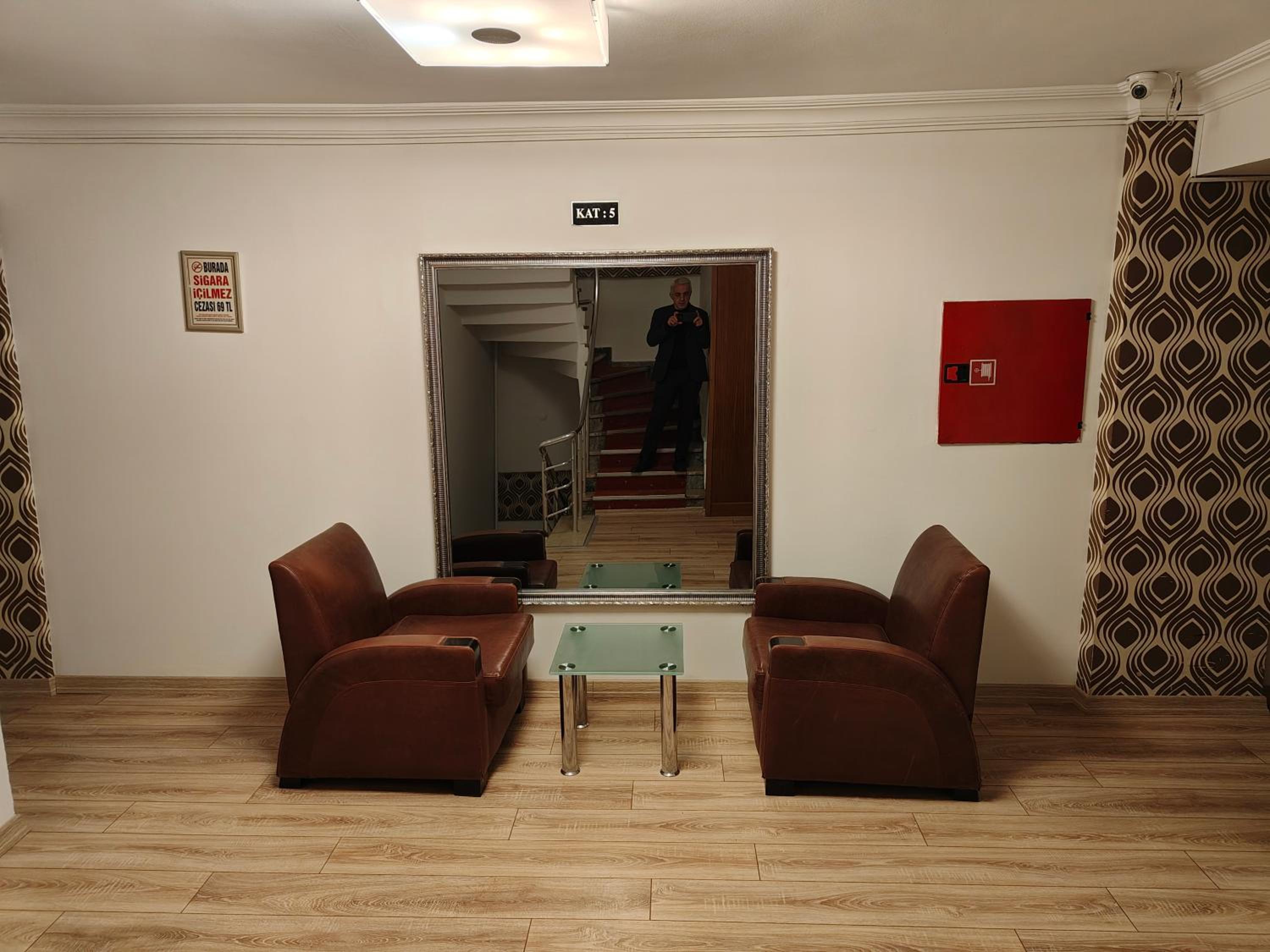 Hotel Bazaar becomes Bazaar Otel. - Image 79