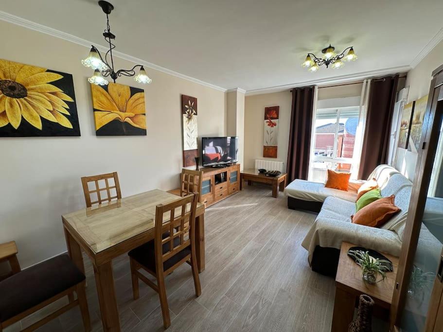 Piso en Linares zona centro con parking gratis photo 3