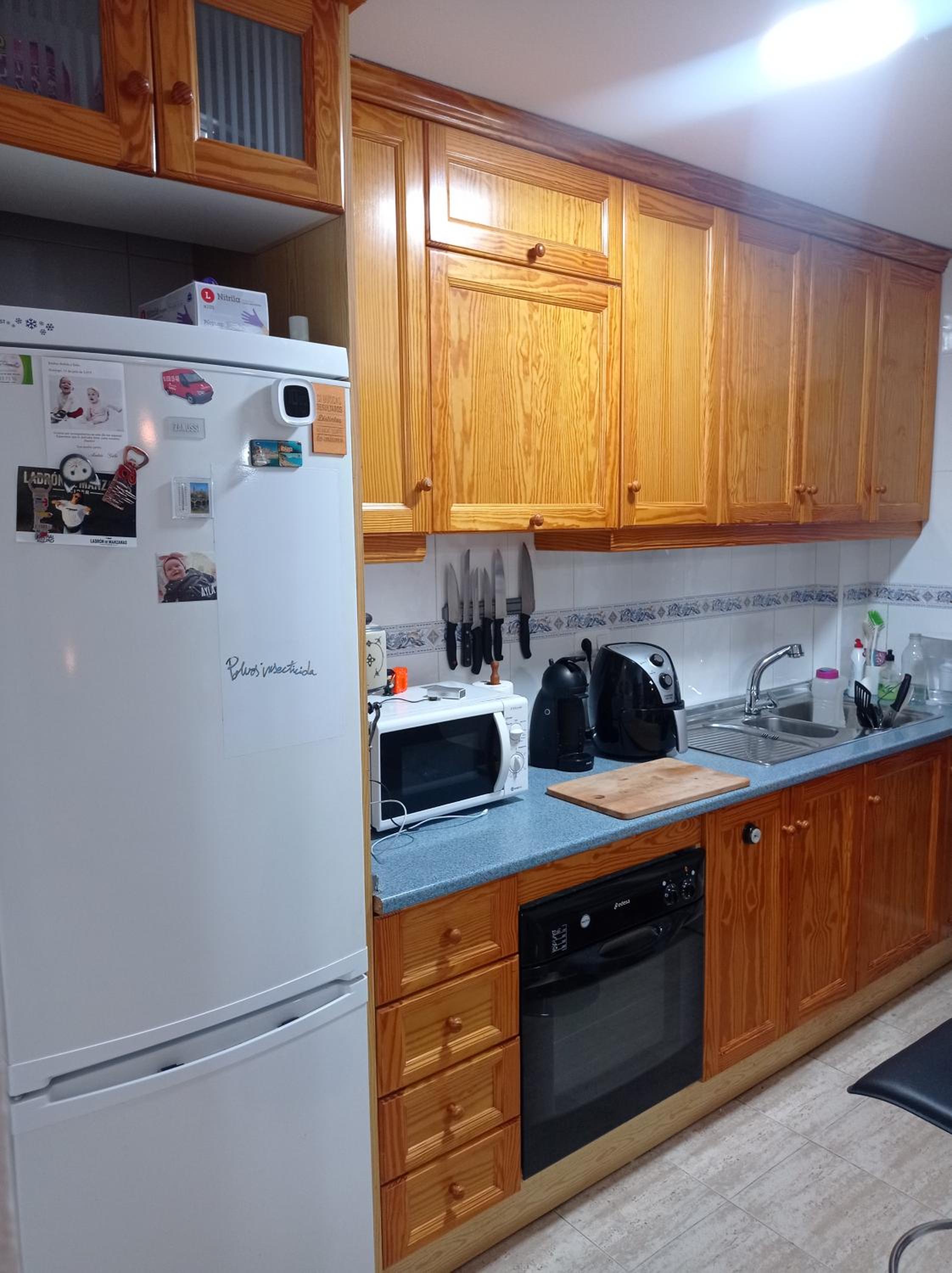 Chalet adosado en RIOMAR-3, urbanización residencial privada