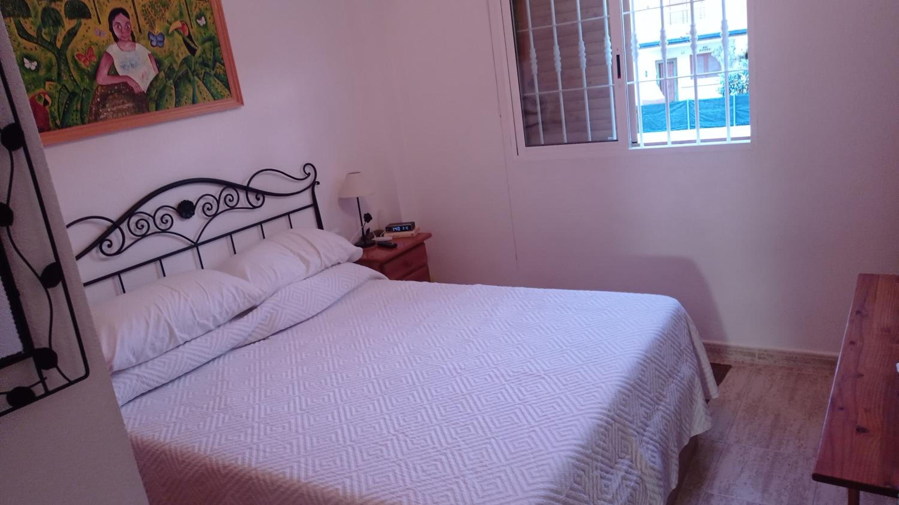 Chalet adosado en RIOMAR-3, urbanización residencial privada