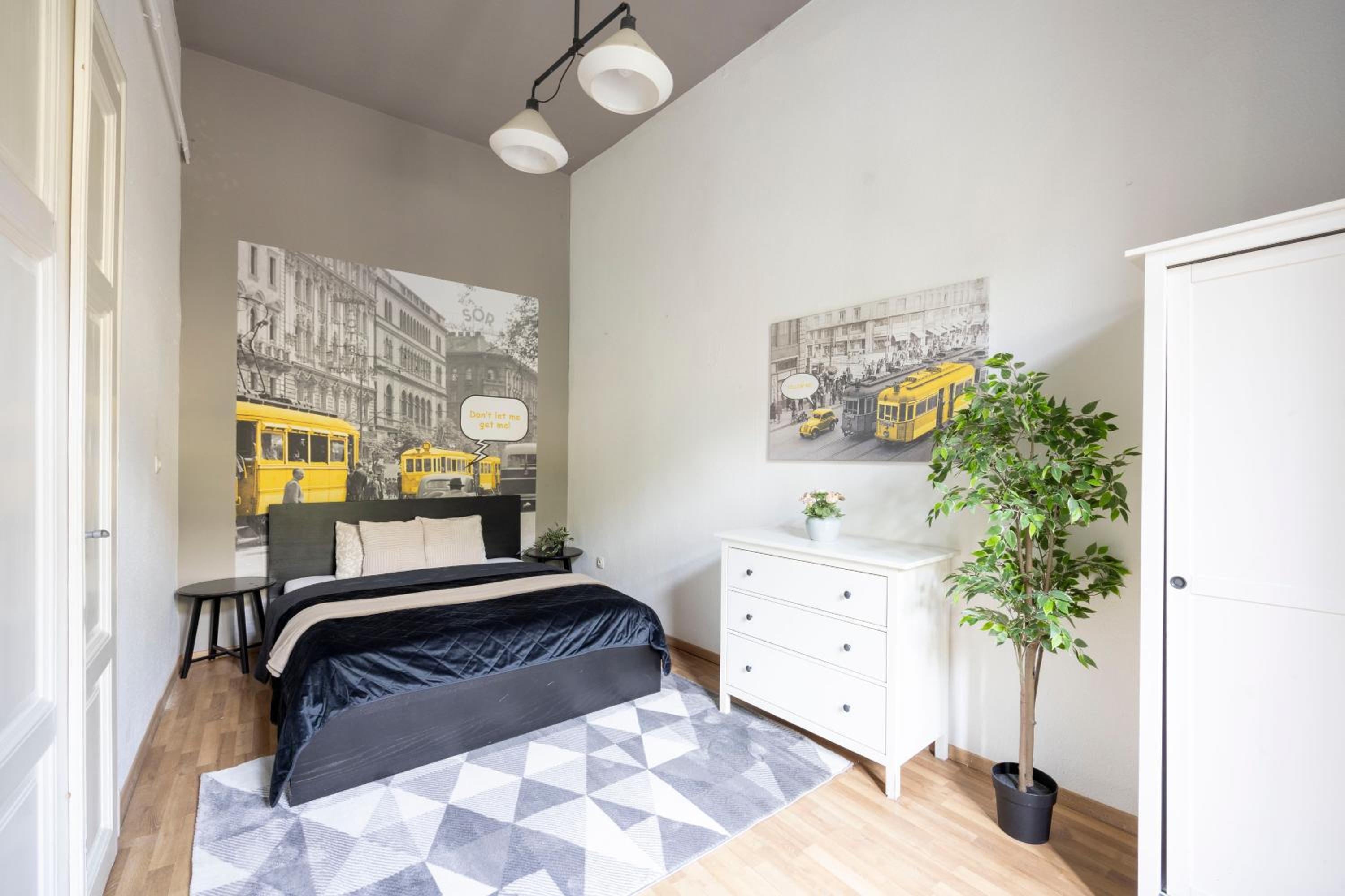 Cozy & Nostalgic Budapest Style Apartment in the Center