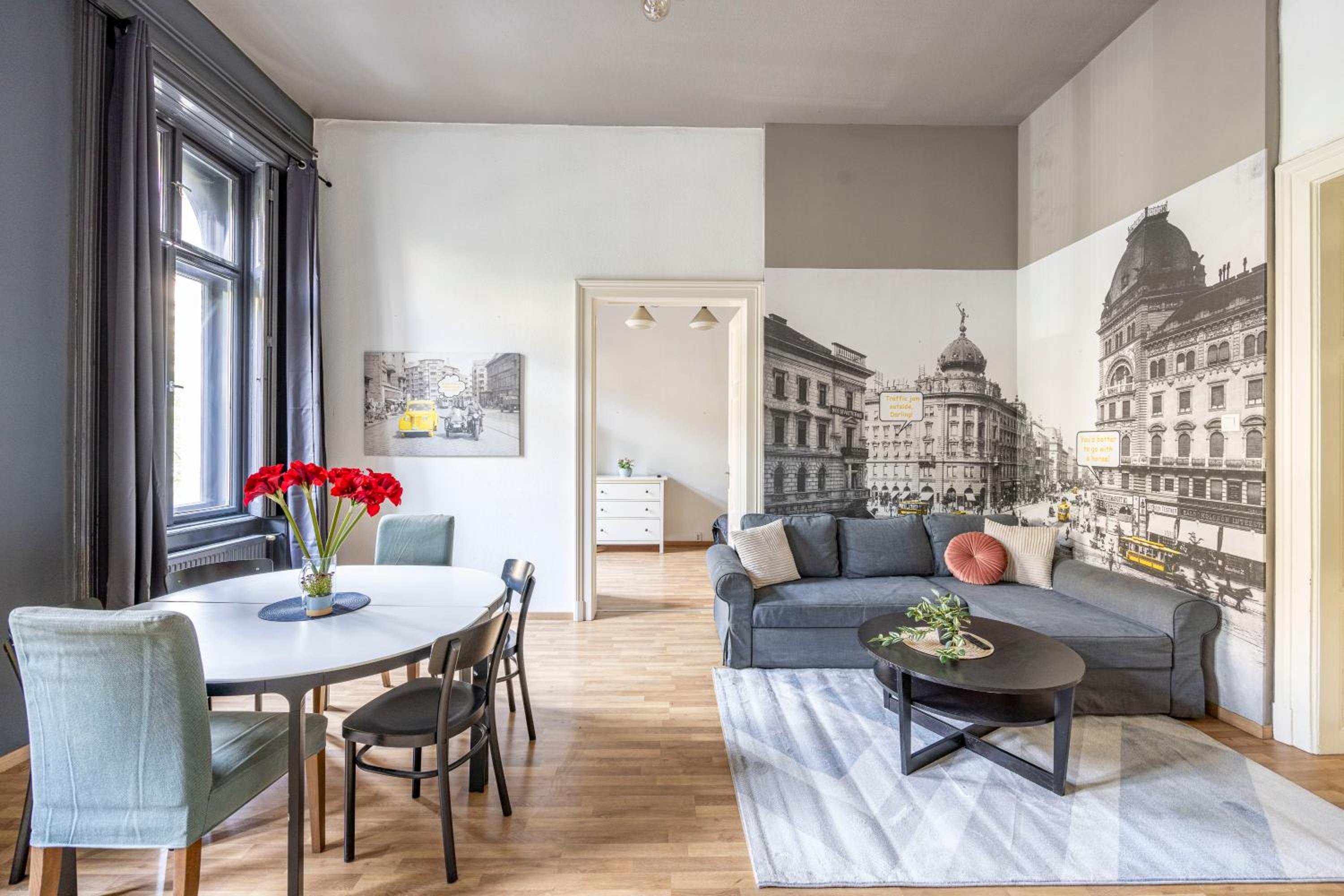 Cozy & Nostalgic Budapest Style Apartment in the Center