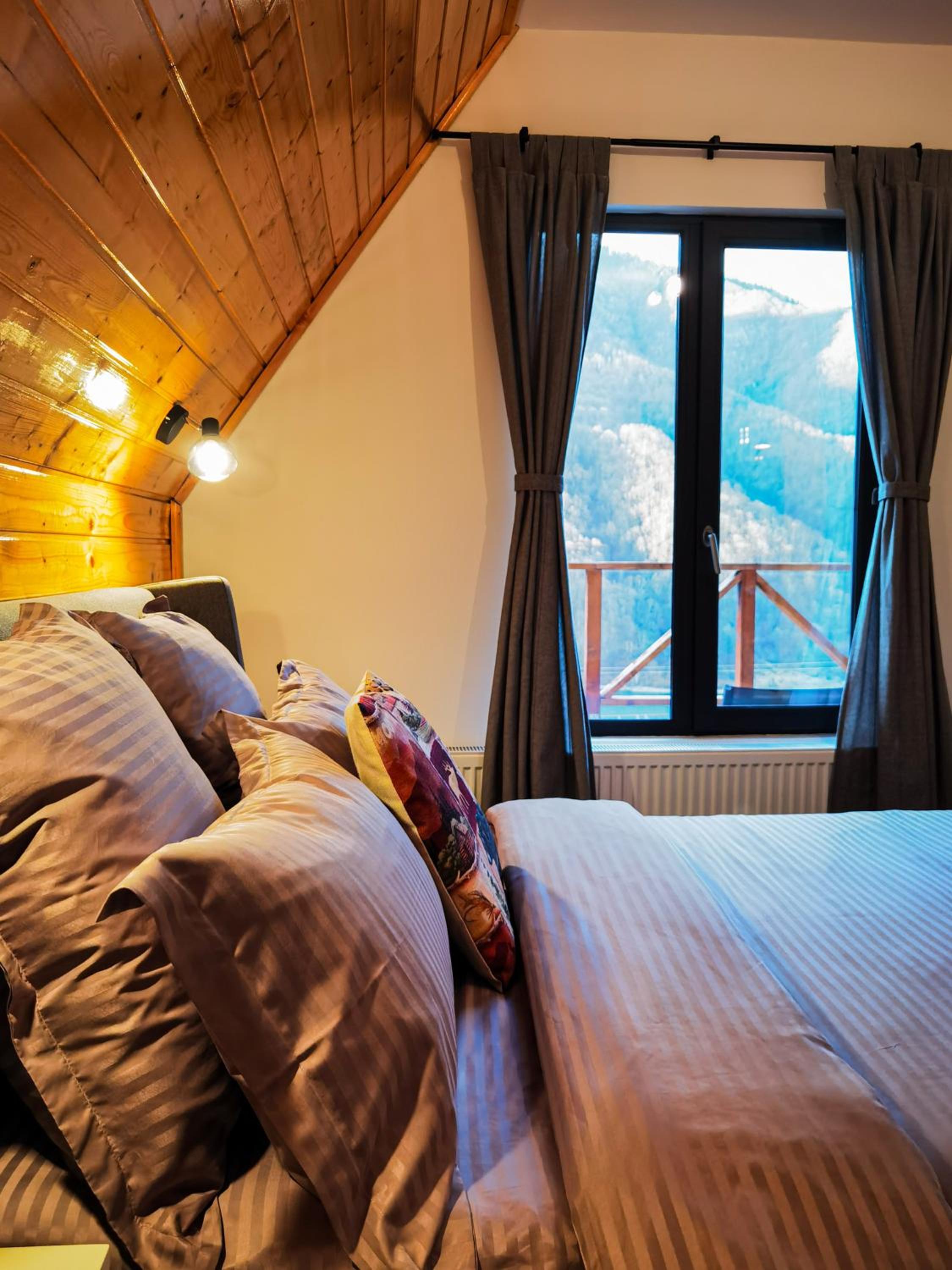 Wild Cabin