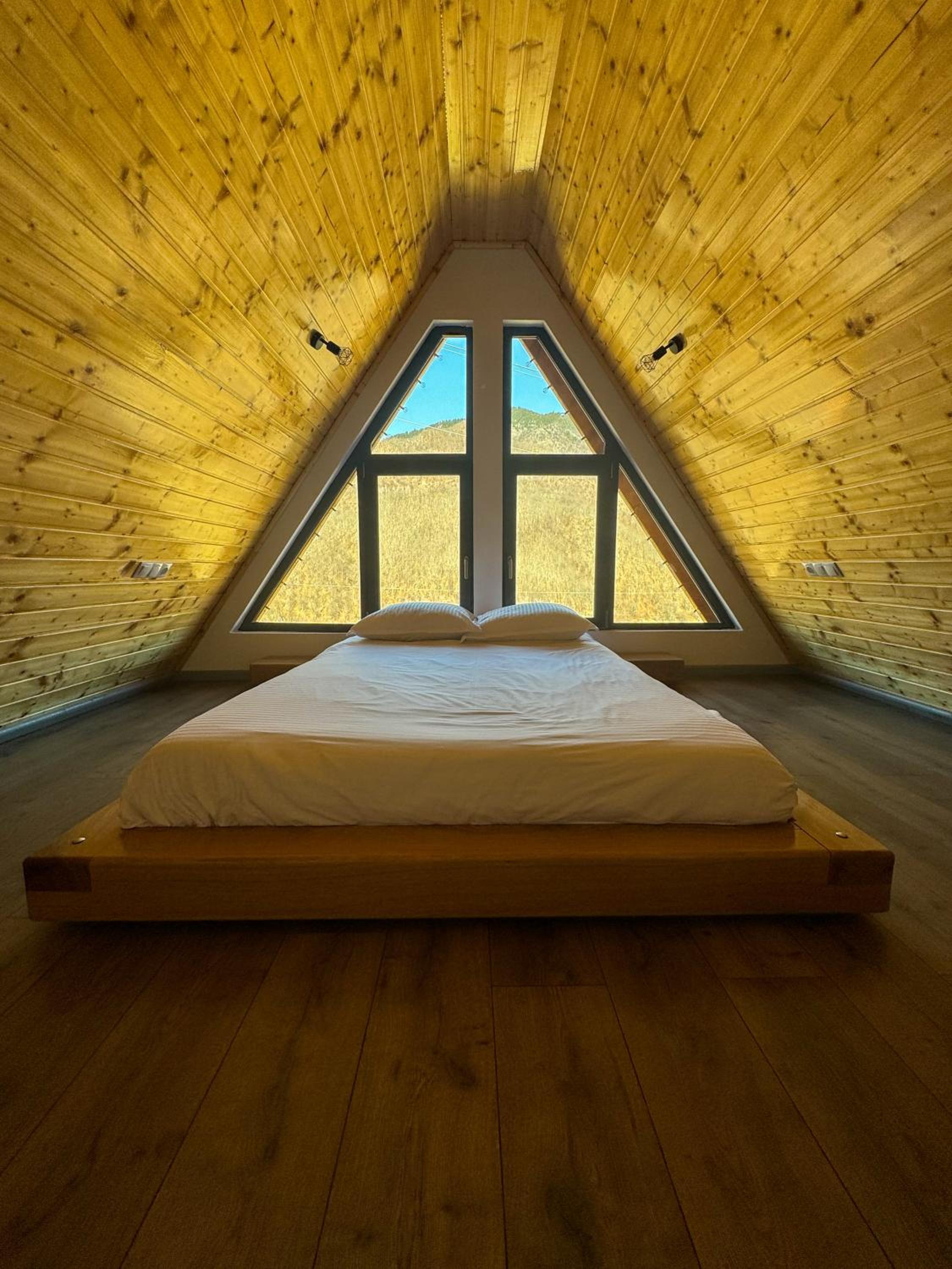 Wild Cabin