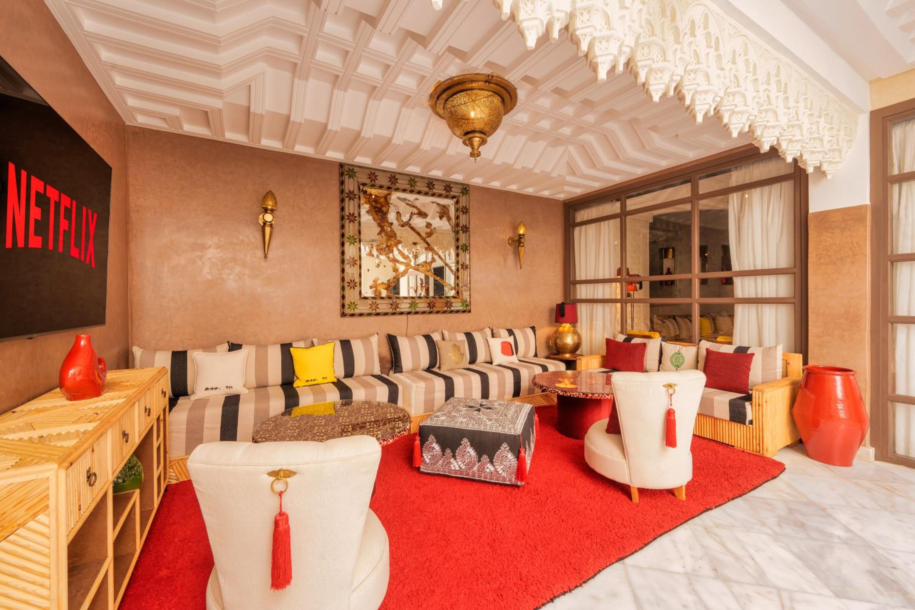 lounge