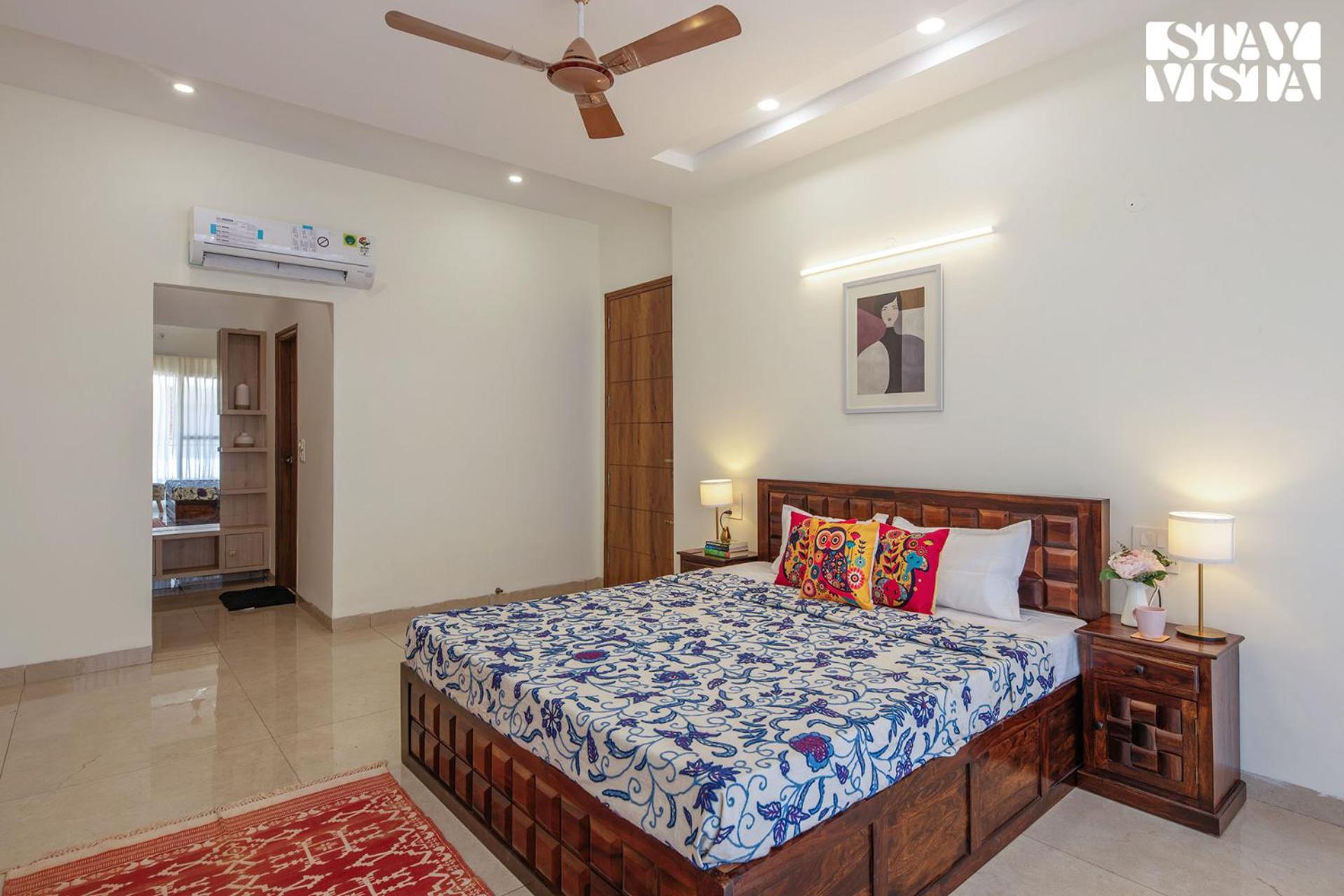 StayVista at Rootanian with Bathtub & Terrace