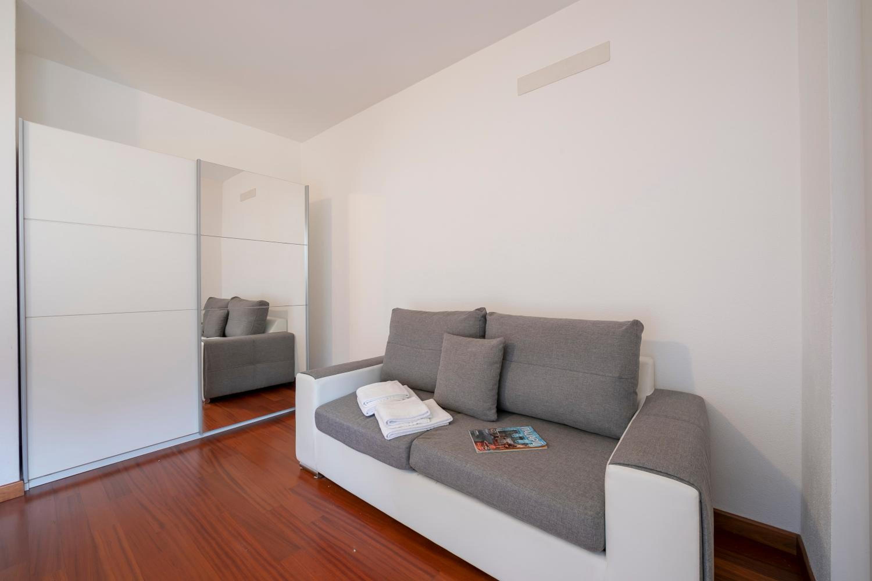 Moonlight - 150m from the lake - Happy Rentals
