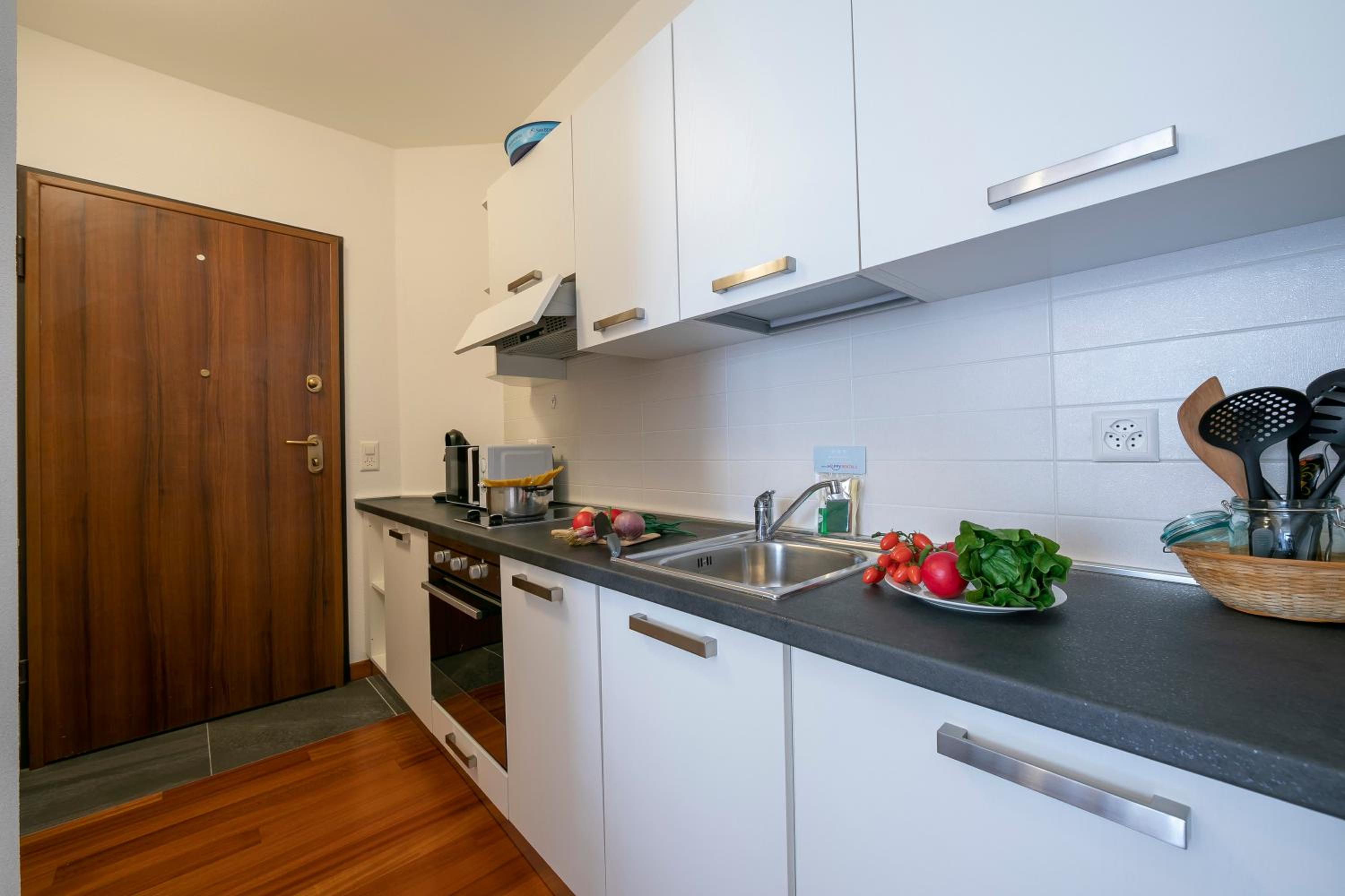Moonlight - 150m from the lake - Happy Rentals