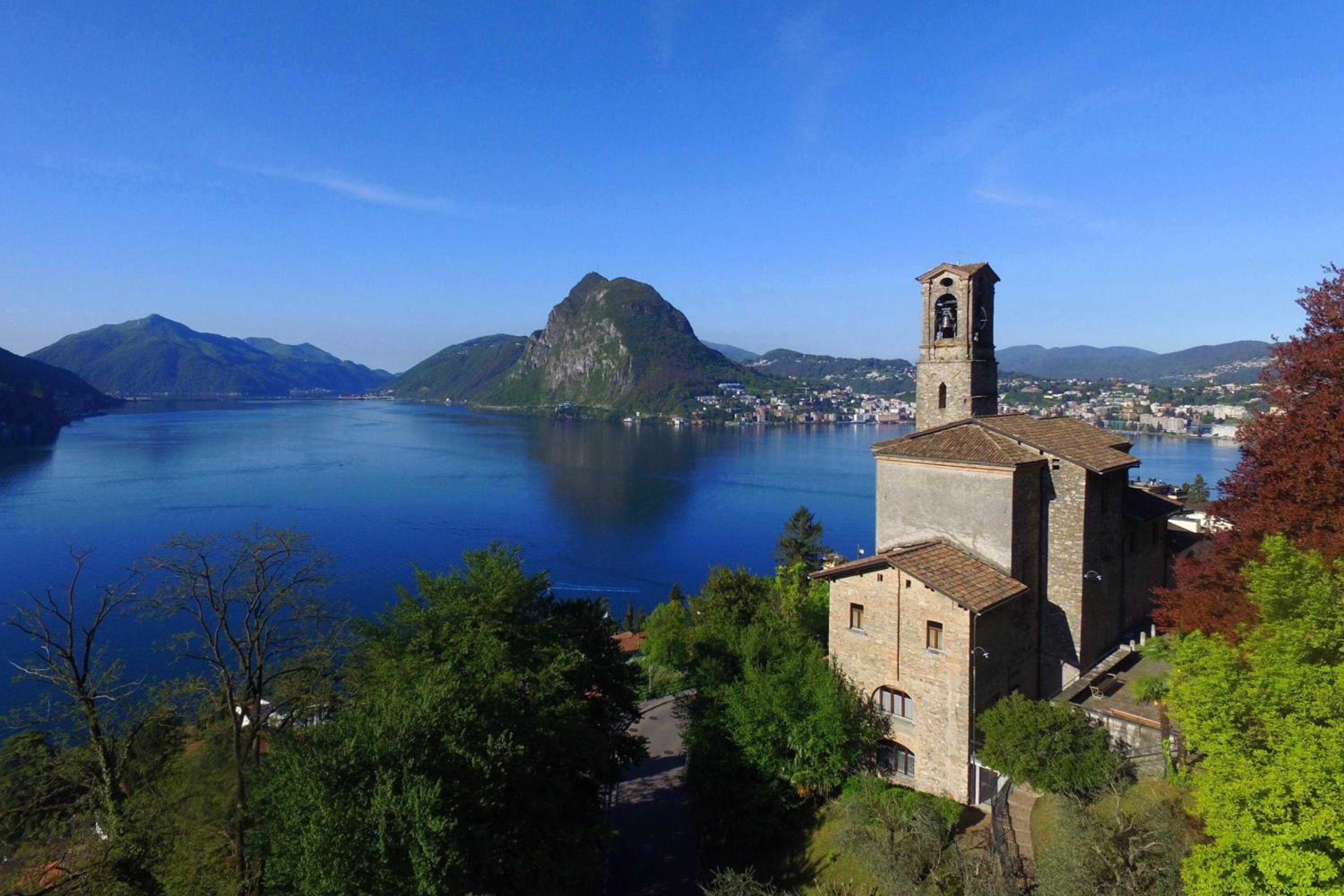 Honeymoon with Stunning View - Happy Rentals