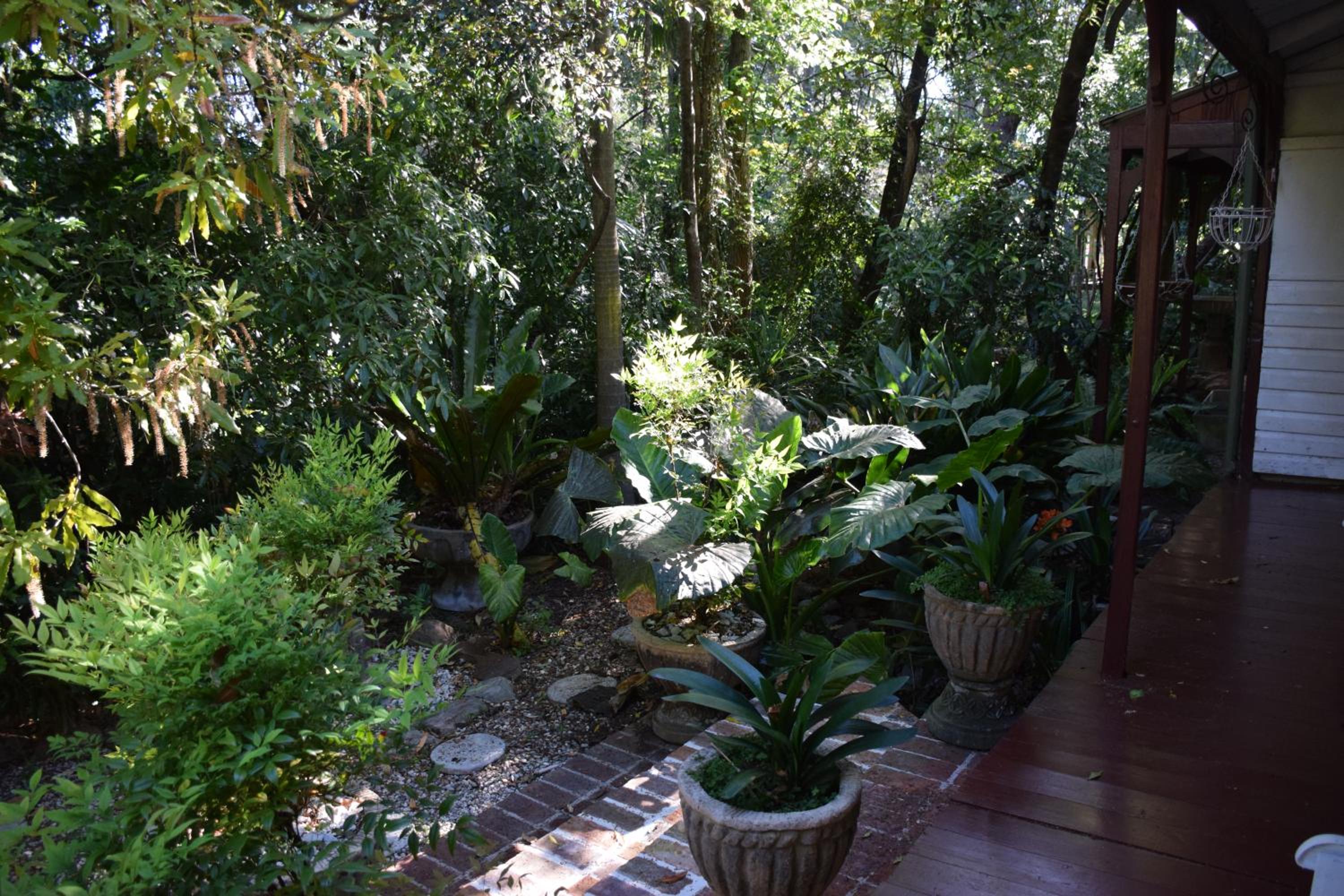 Garden studio