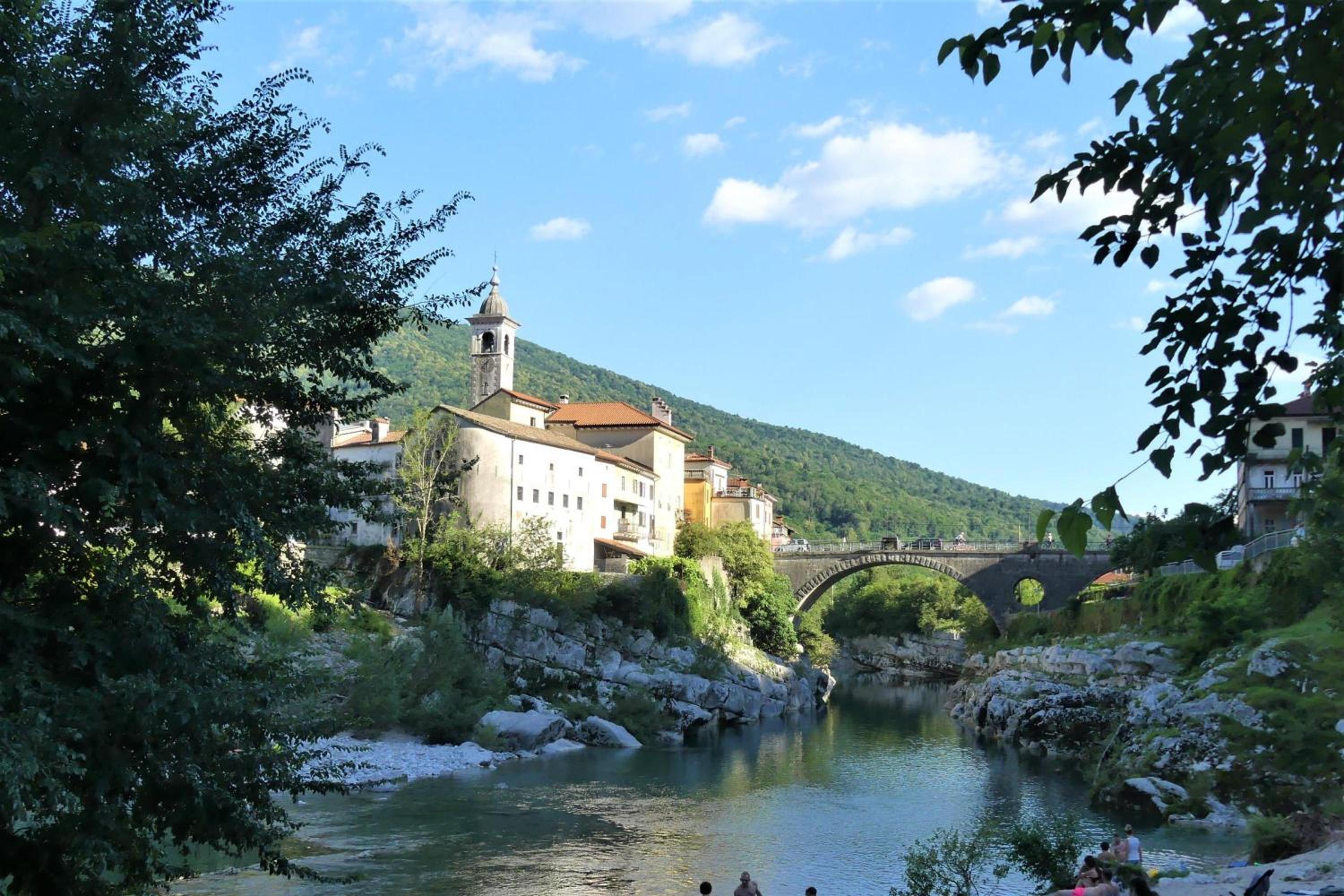 House By The Stream in Soča Valley - Happy Rentals