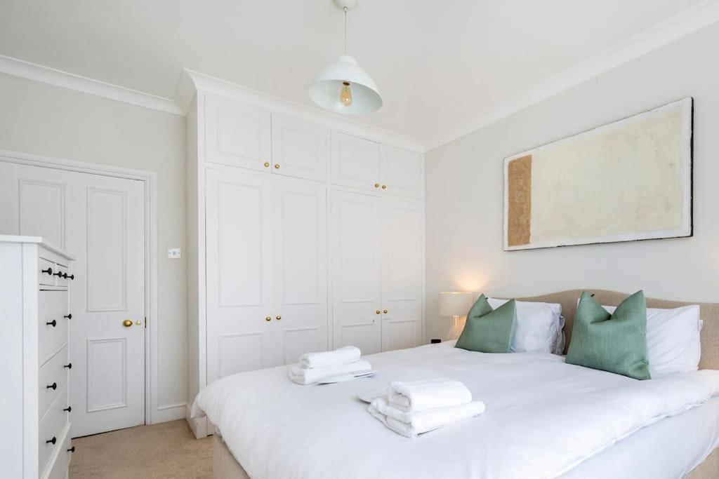 Central London, 2bed/2bath Marylebone.