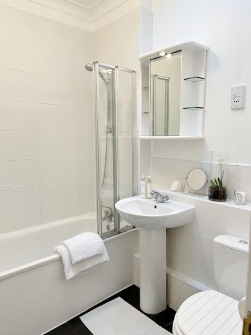 Central London, 2bed/2bath Marylebone.