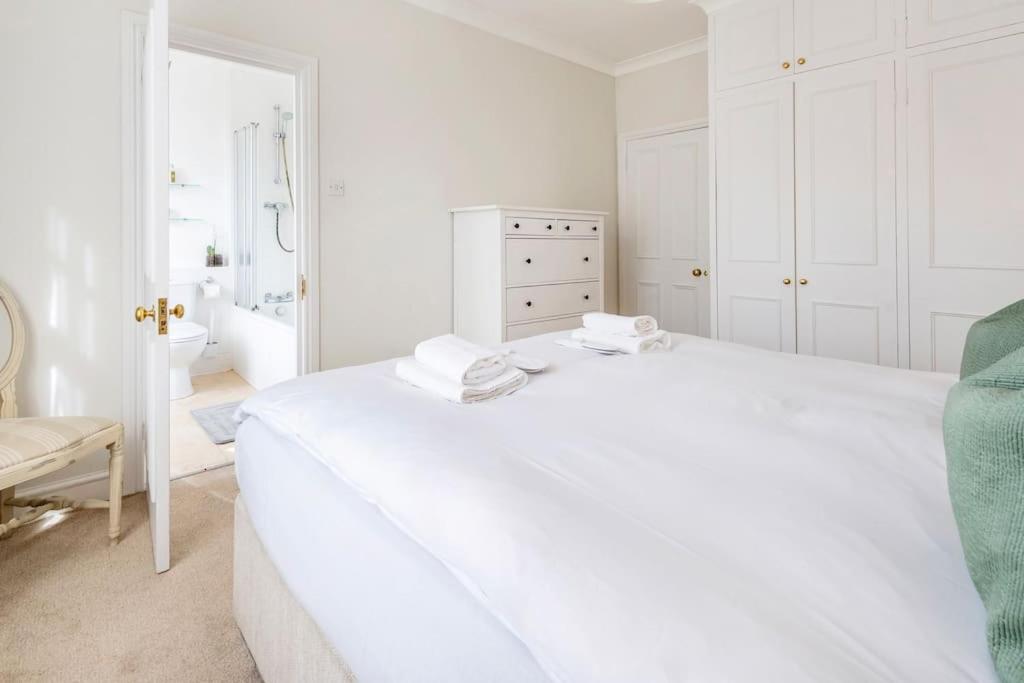 Central London, 2bed/2bath Marylebone.